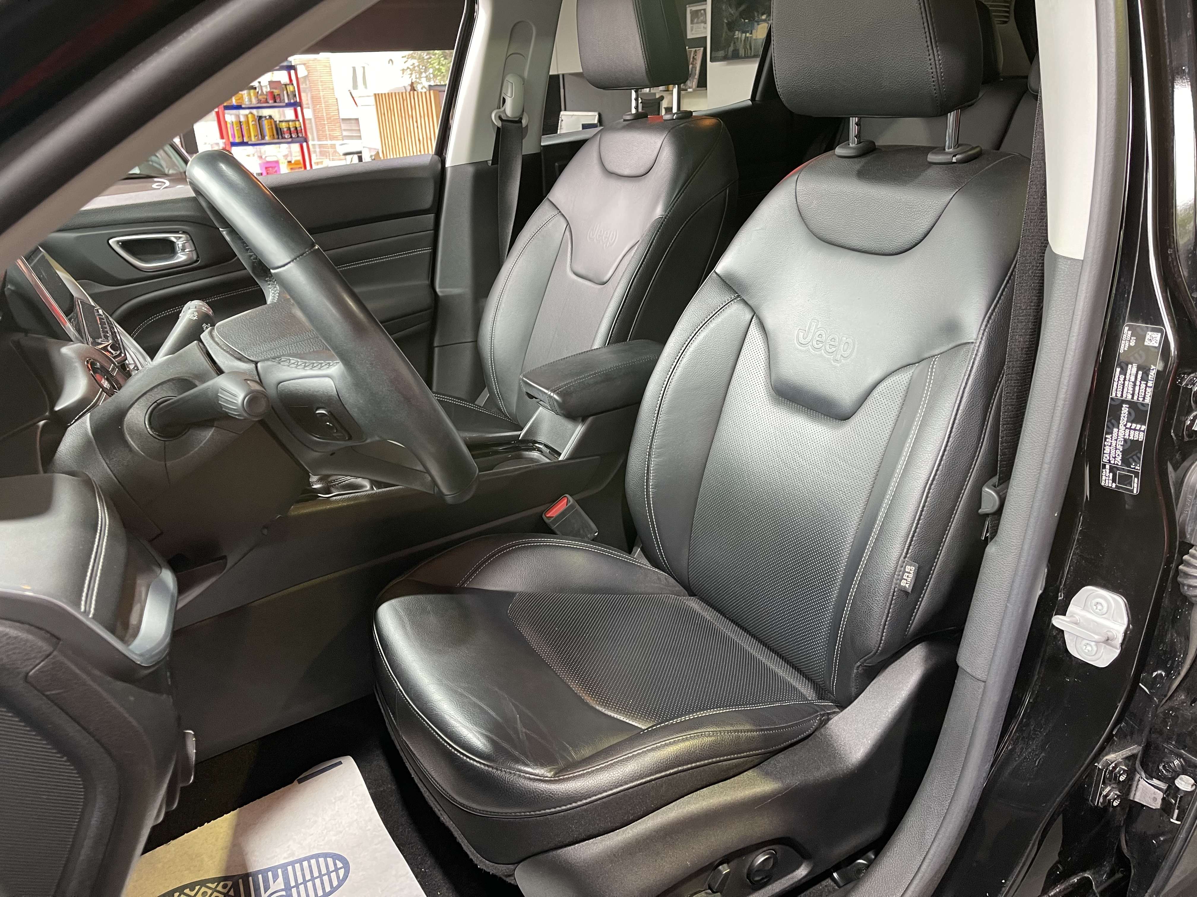 Jeep Compass Compass PHEV 1.3 Turbo eAWD Trailhawk (EU6.4)