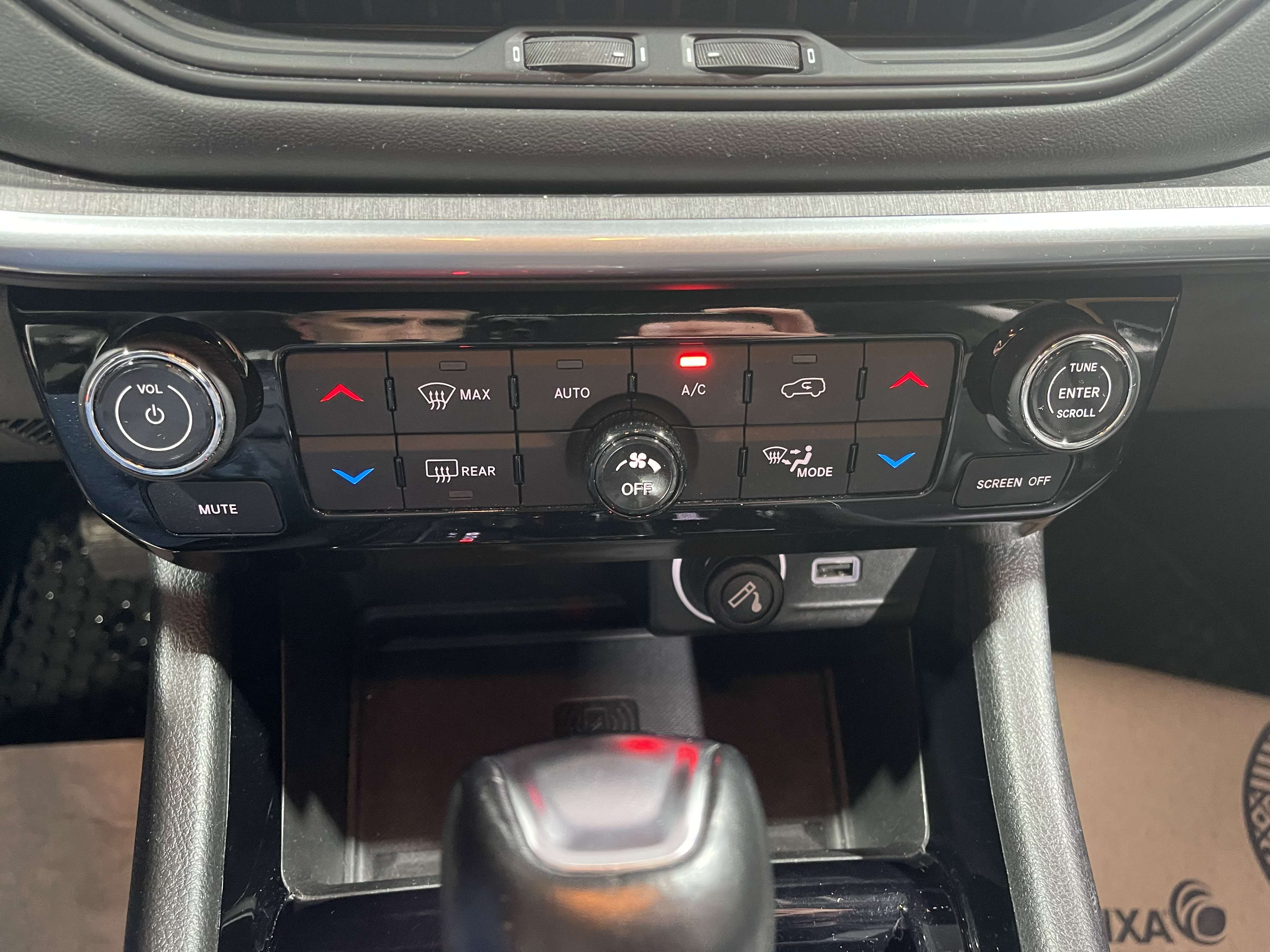 Jeep Compass Compass PHEV 1.3 Turbo eAWD Trailhawk (EU6.4)