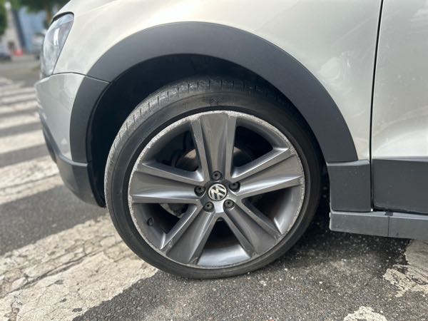 Volkswagen Polo V (2) 1.4 TDI 90 BLUEMOTION TECHNOLOGY 5CV CROSS POLO 5P