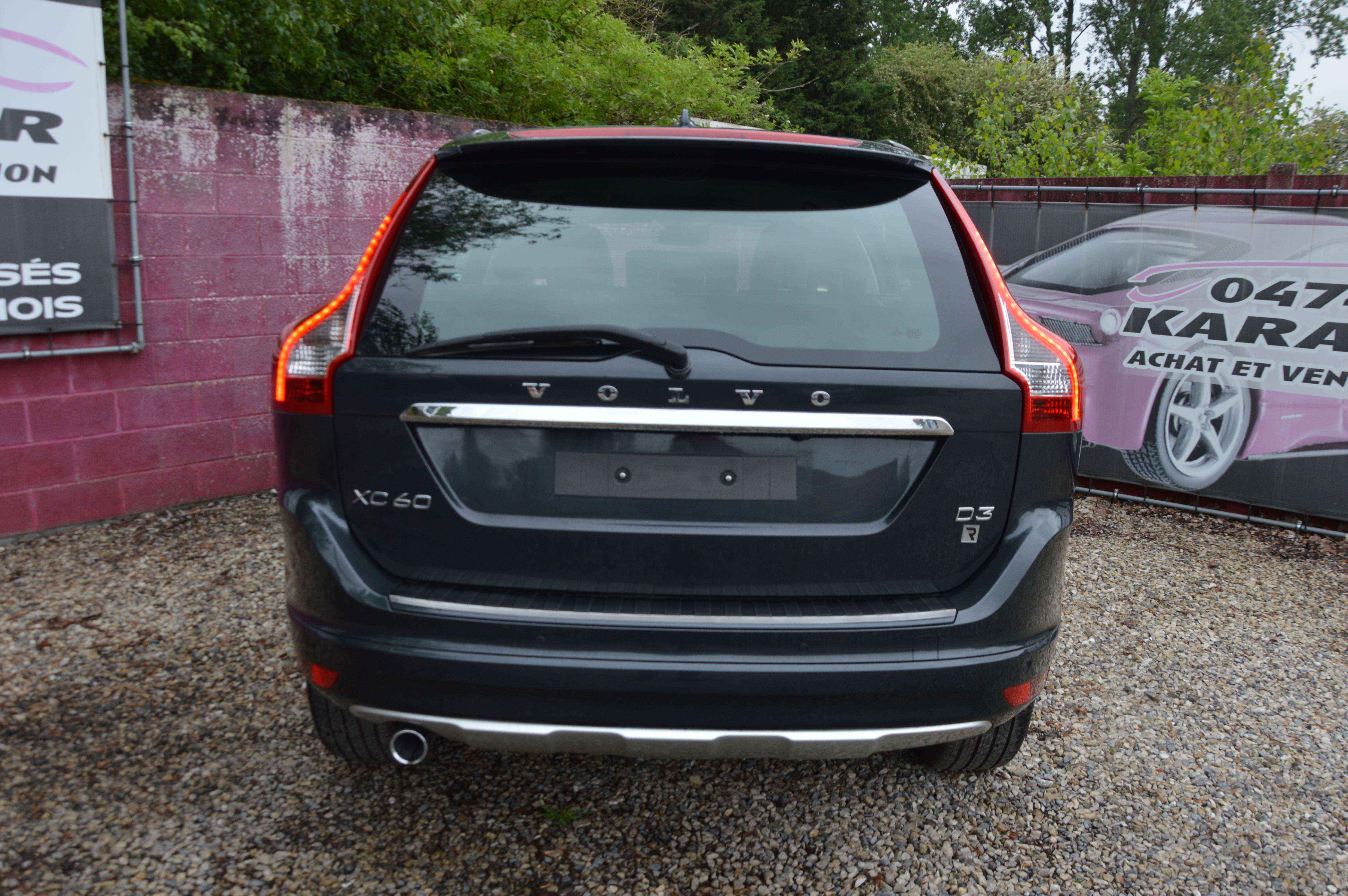 Volvo XC60 2.0 D3 Momentum NAV CAM CLIM CRUIS 63.421KM