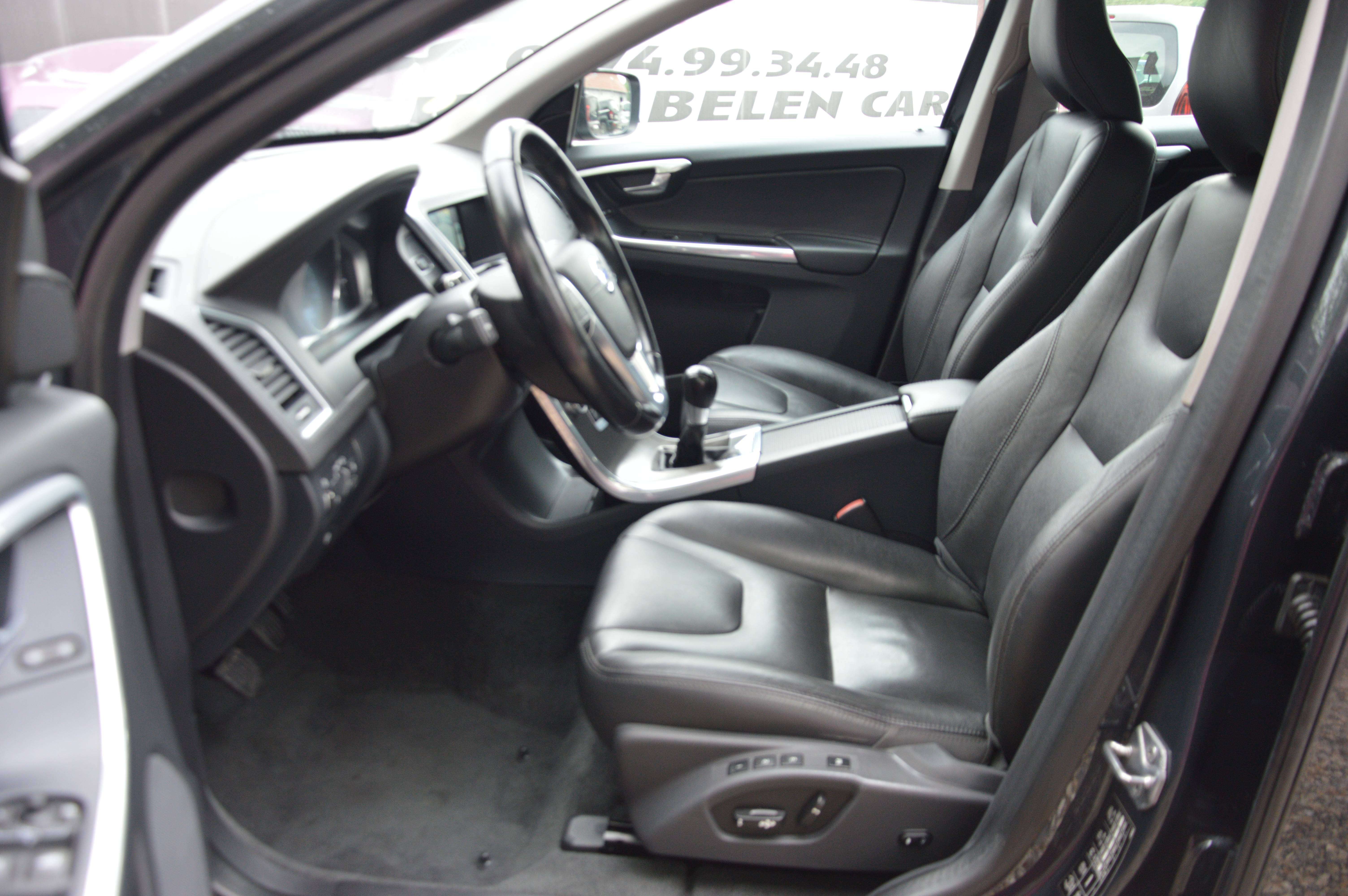 Volvo XC60 2.0 D3 Momentum NAV CAM CLIM CRUIS 63.421KM