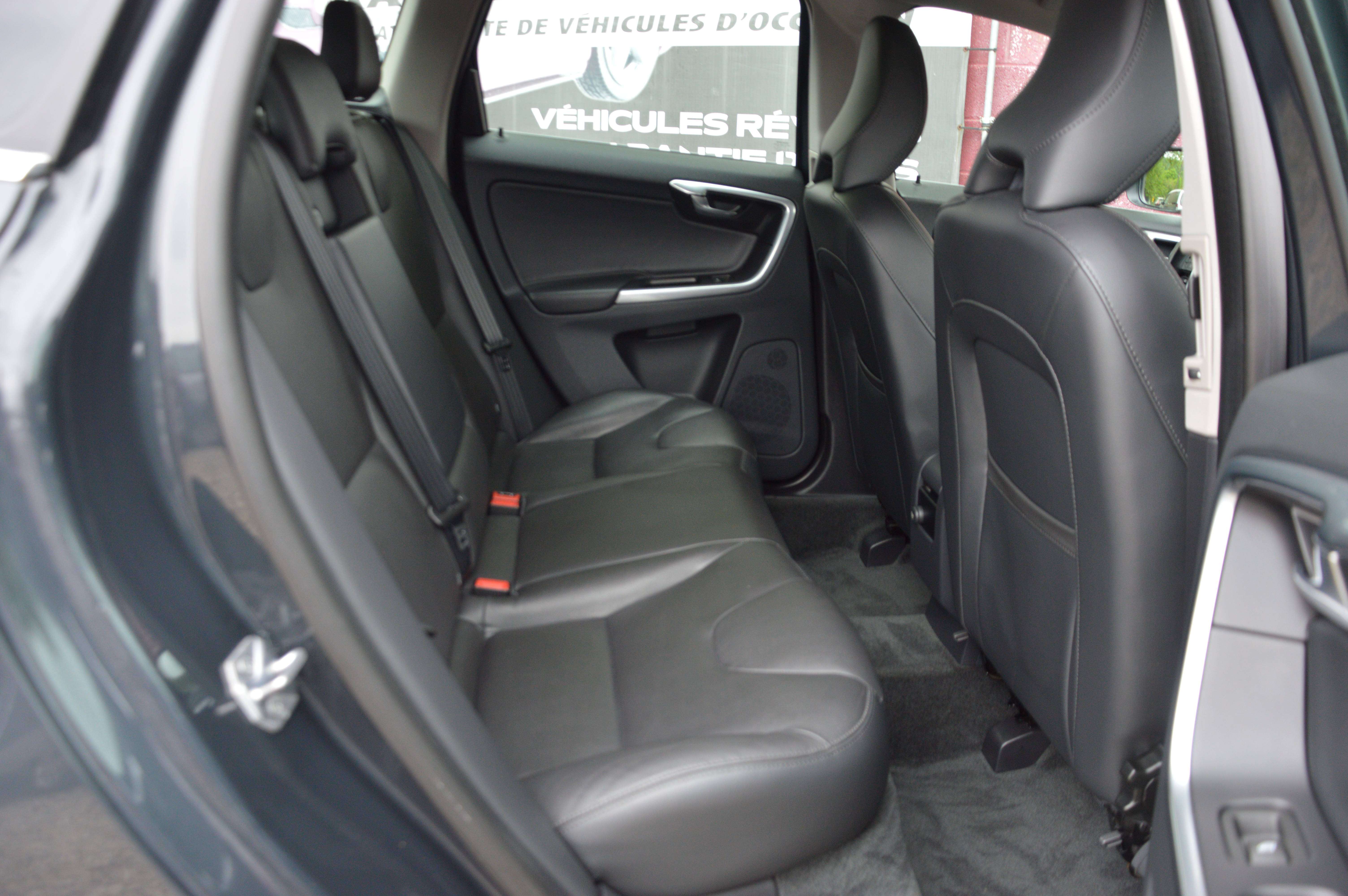 Volvo XC60 2.0 D3 Momentum NAV CAM CLIM CRUIS 63.421KM