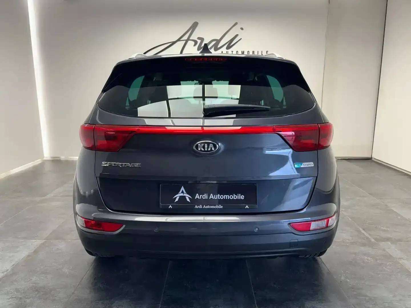 Kia Sportage 1.7 CRDi *SIEGE CHAUFF*CAMERA*1ER PROPRIO*GARANTIE
