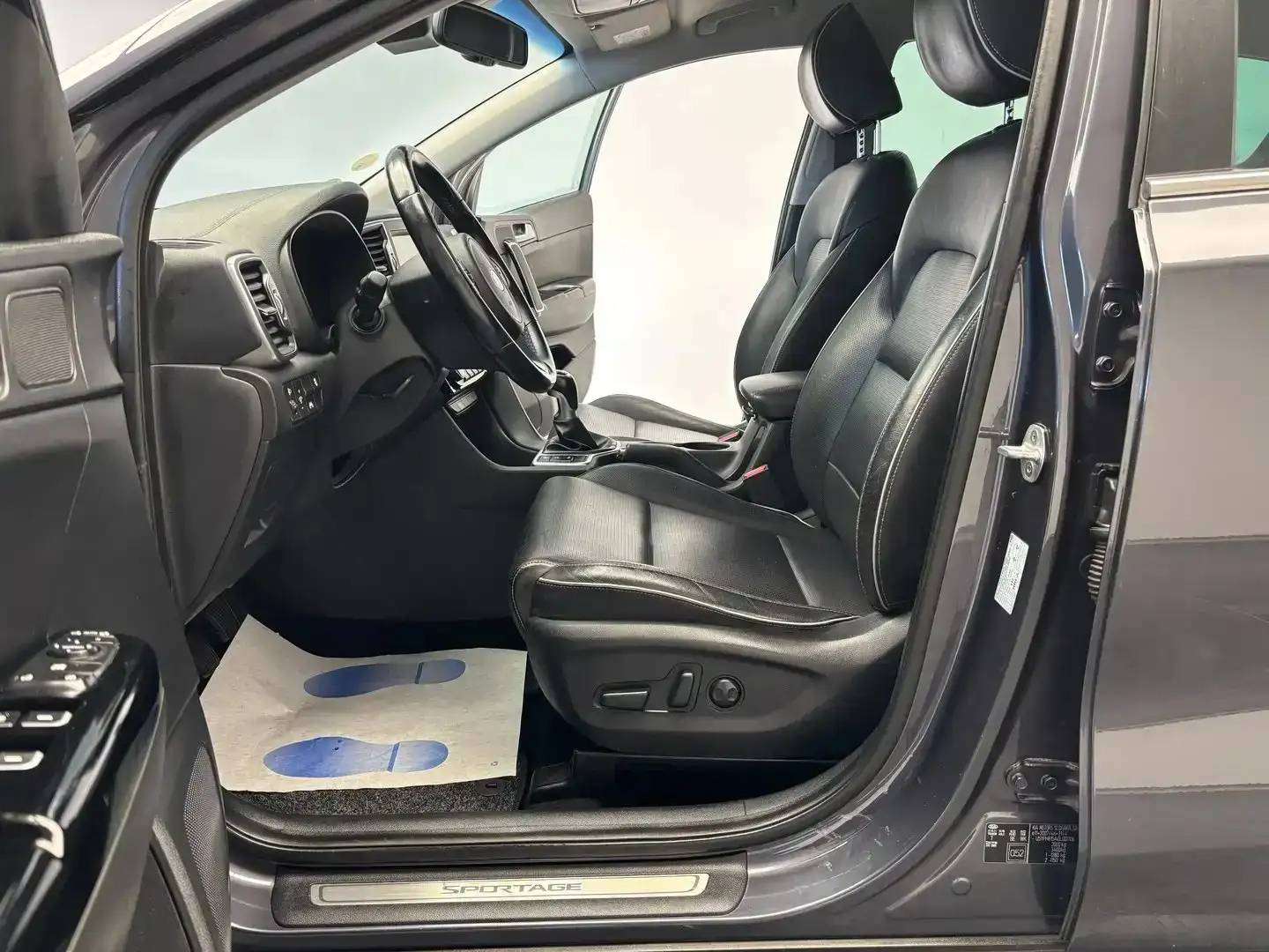 Kia Sportage 1.7 CRDi *SIEGE CHAUFF*CAMERA*1ER PROPRIO*GARANTIE