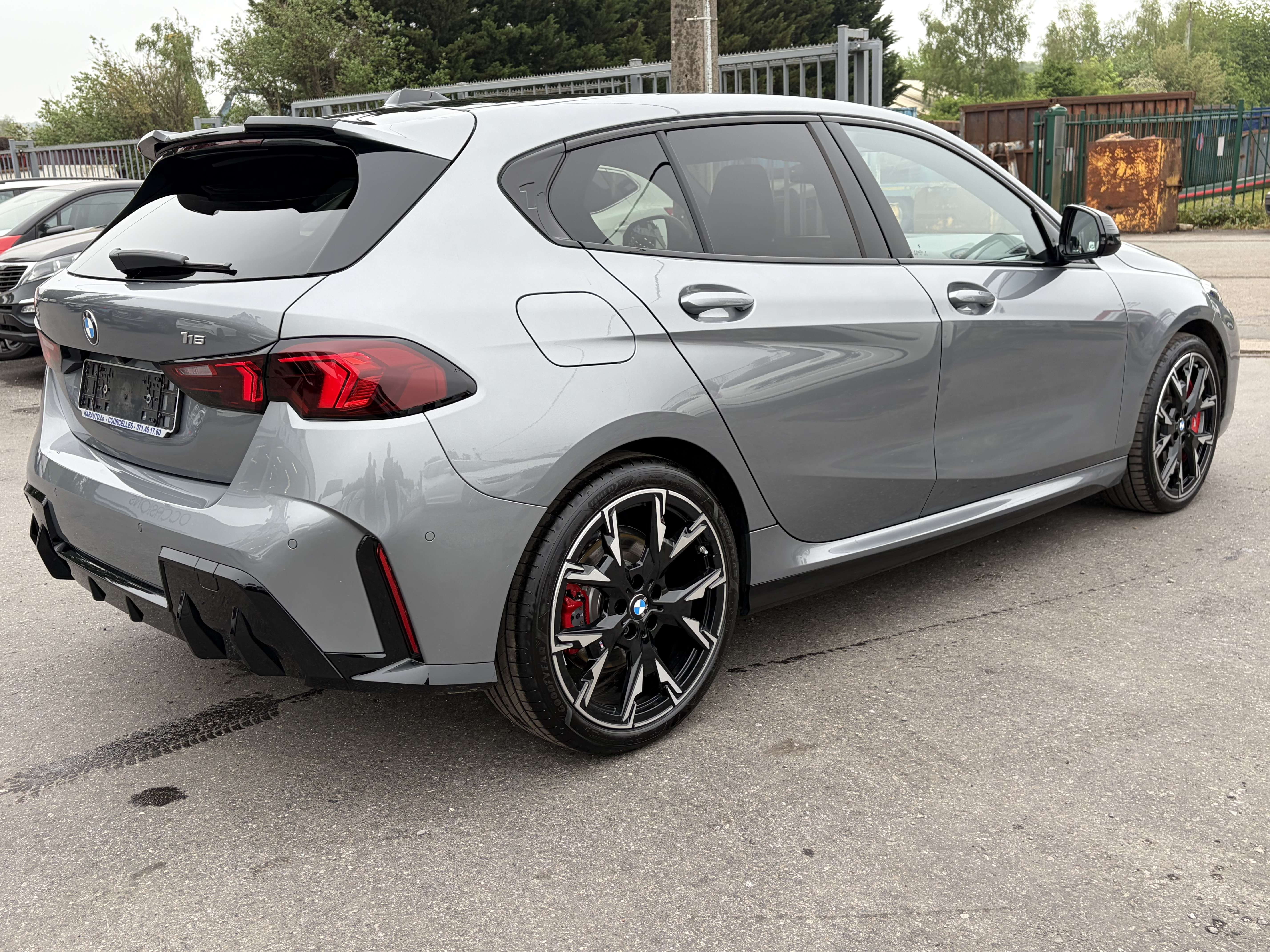 BMW 116 116iA*PACK M*
