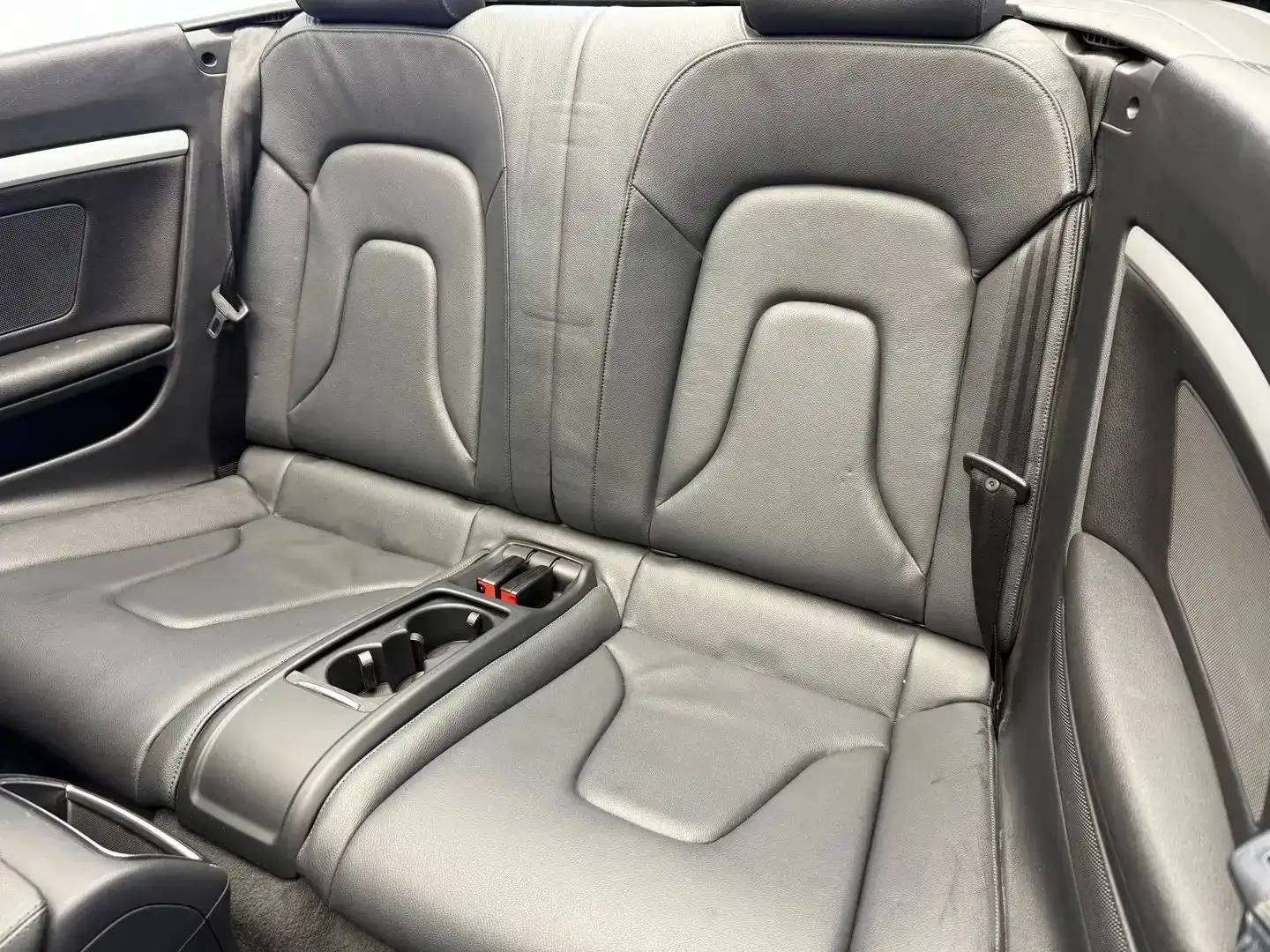 Audi A5 Cabriolet 2.0 TDi *XENON*CAMERA*1ER PROPRIO*GARANTIE*