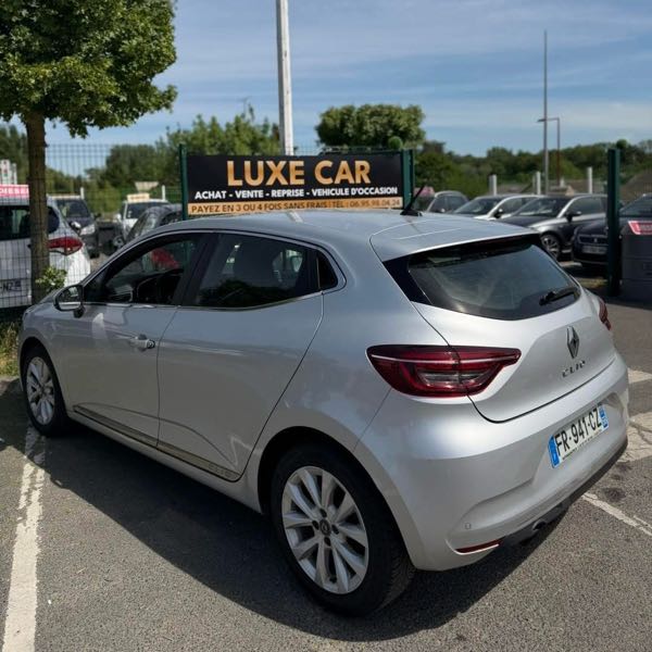 Renault Clio III (2) 1.2 TCE 100 20 ANS 5P EURO5