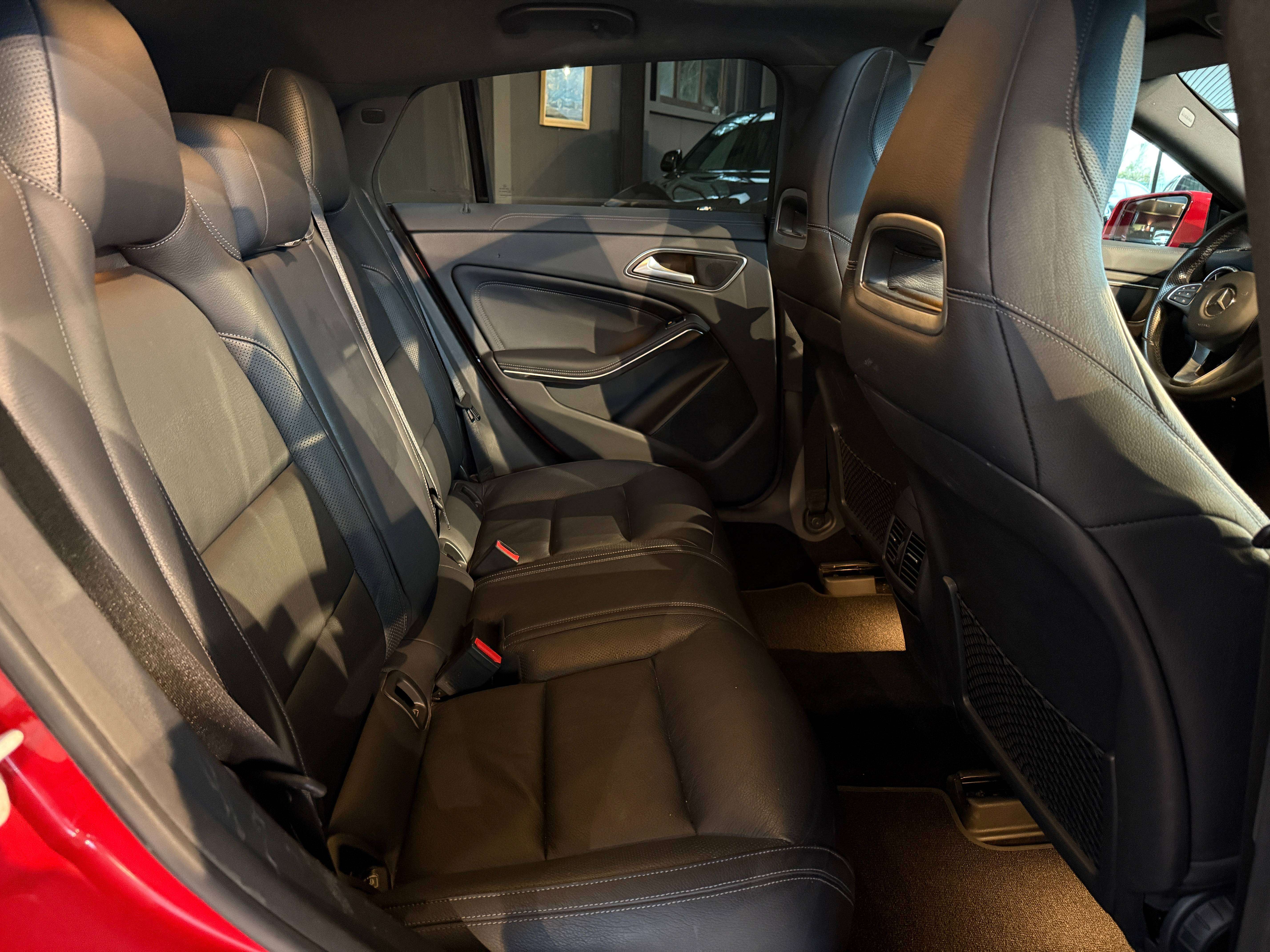 Mercedes-Benz CLA 220 CLA 220 d*4Matic*PANO*NAVI*LEDER*CAMERA*BTW WAGEN