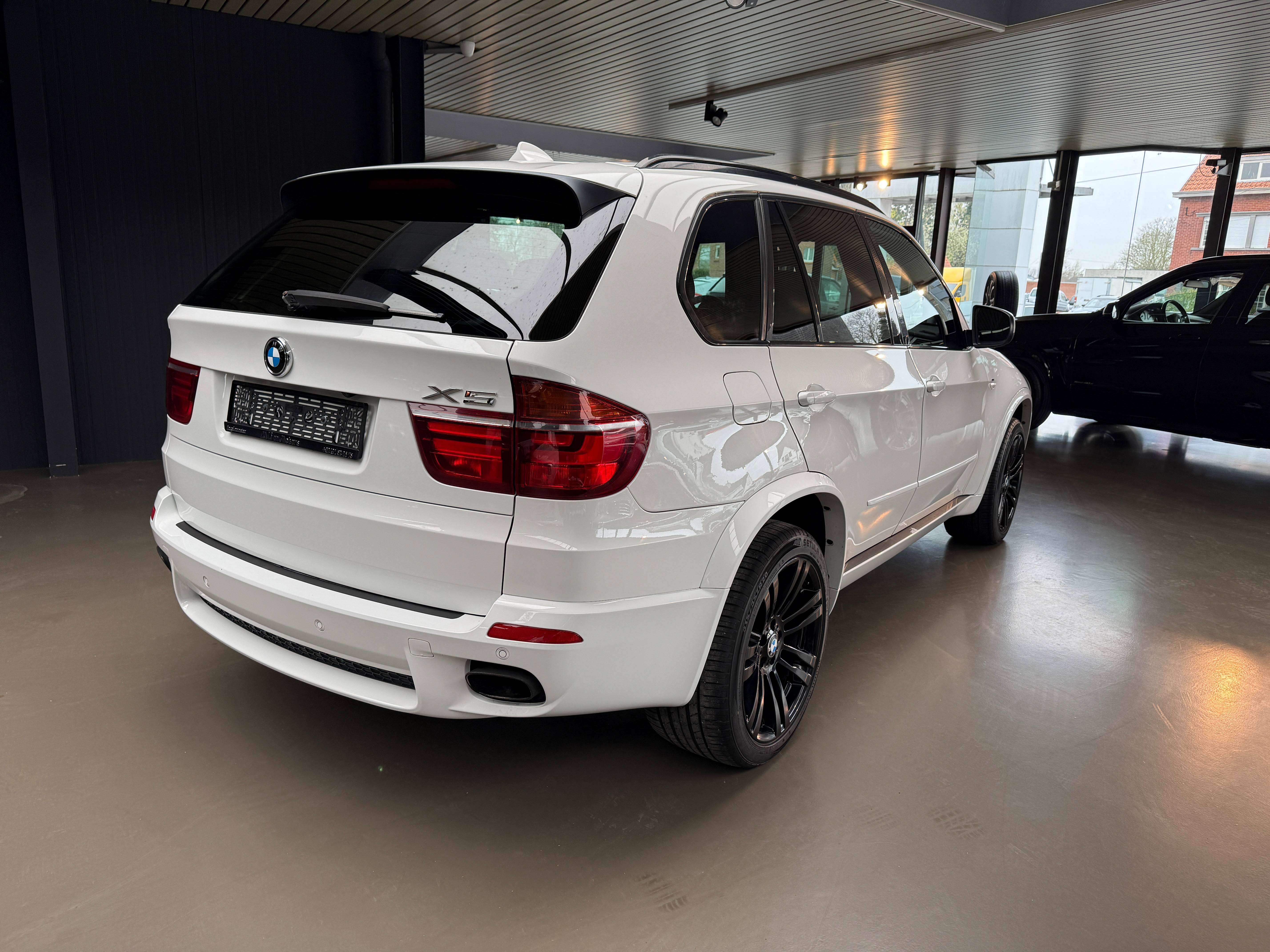 BMW X5 3.0 dA xDrive30 M-SPORT*LEDER*GPS*CAMERA*PANODAK