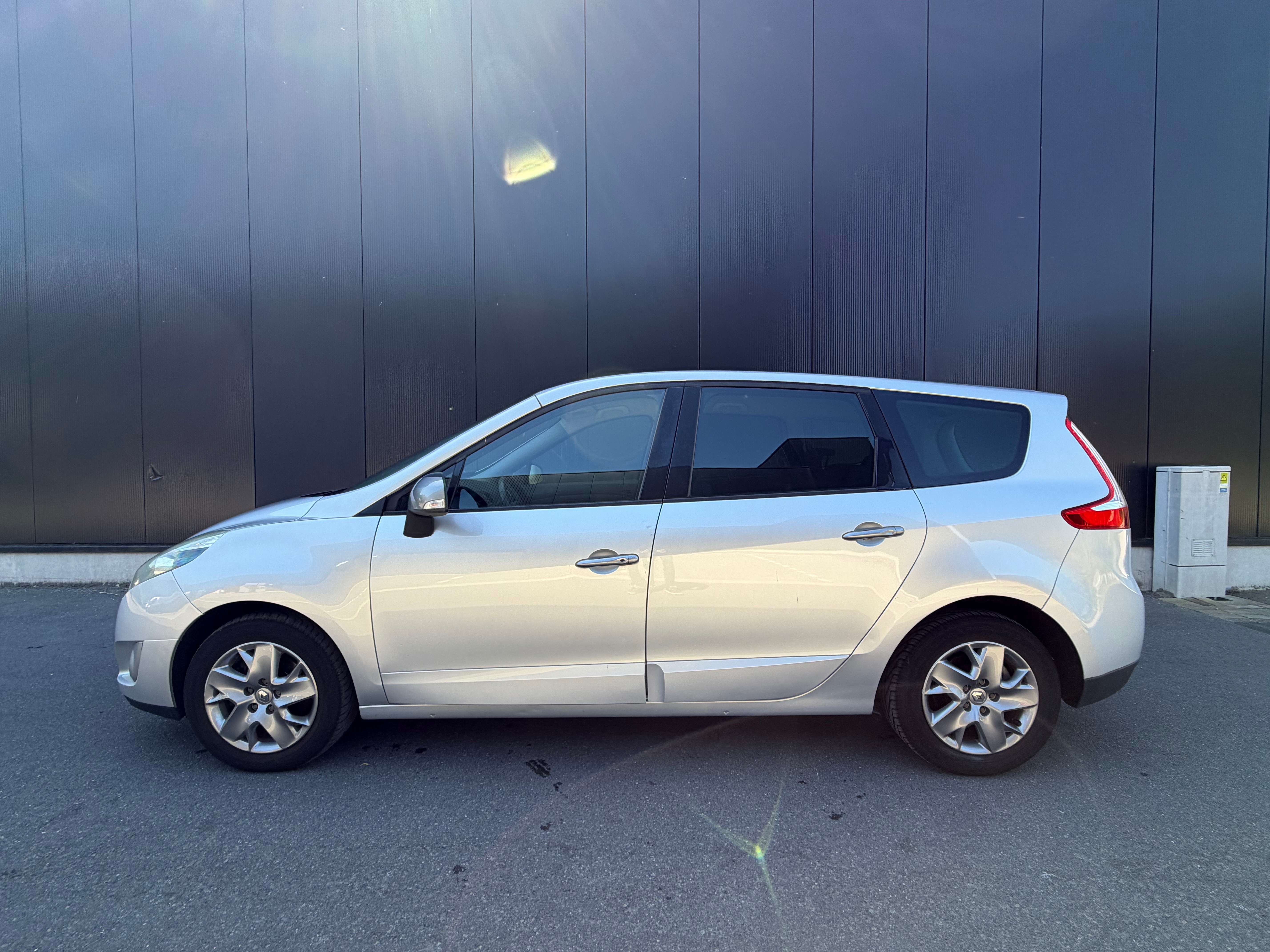 Renault Grand Scenic Grand Scénic 1.5 dCi Silver Edition 5pl. FAP
