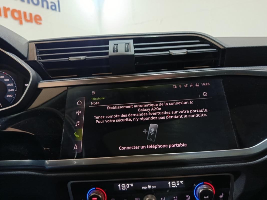 Audi Q3 45 TFSI E 245 S tronic BUSINESS LINE