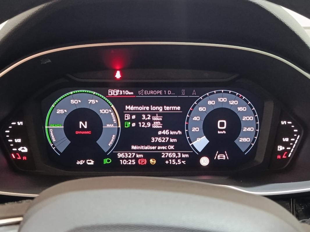 Audi Q3 45 TFSI E 245 S tronic BUSINESS LINE