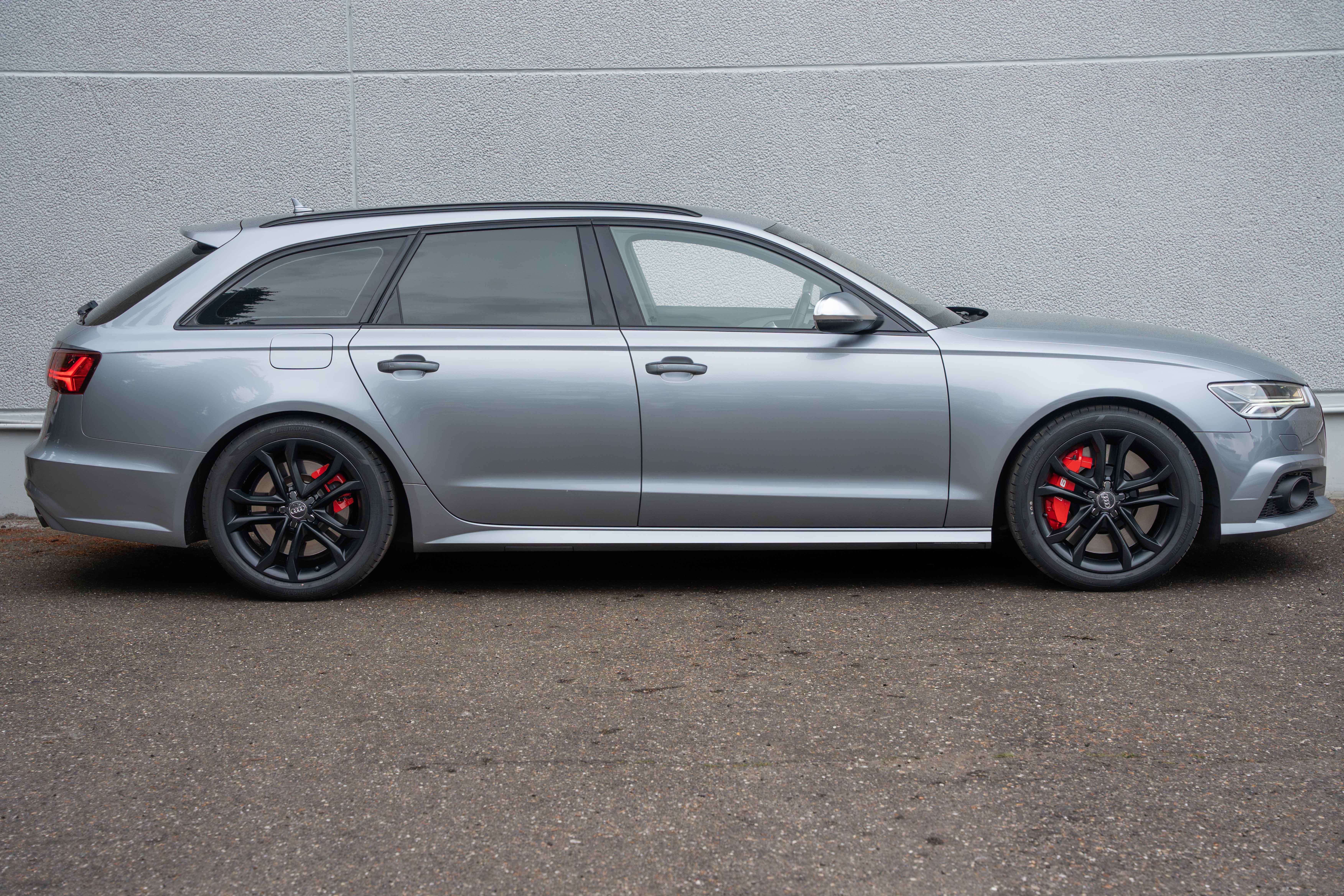 Audi S6 Avant Quattro/MATRIX/LUCHTV/BOSE/KEYLESS/STANDV.