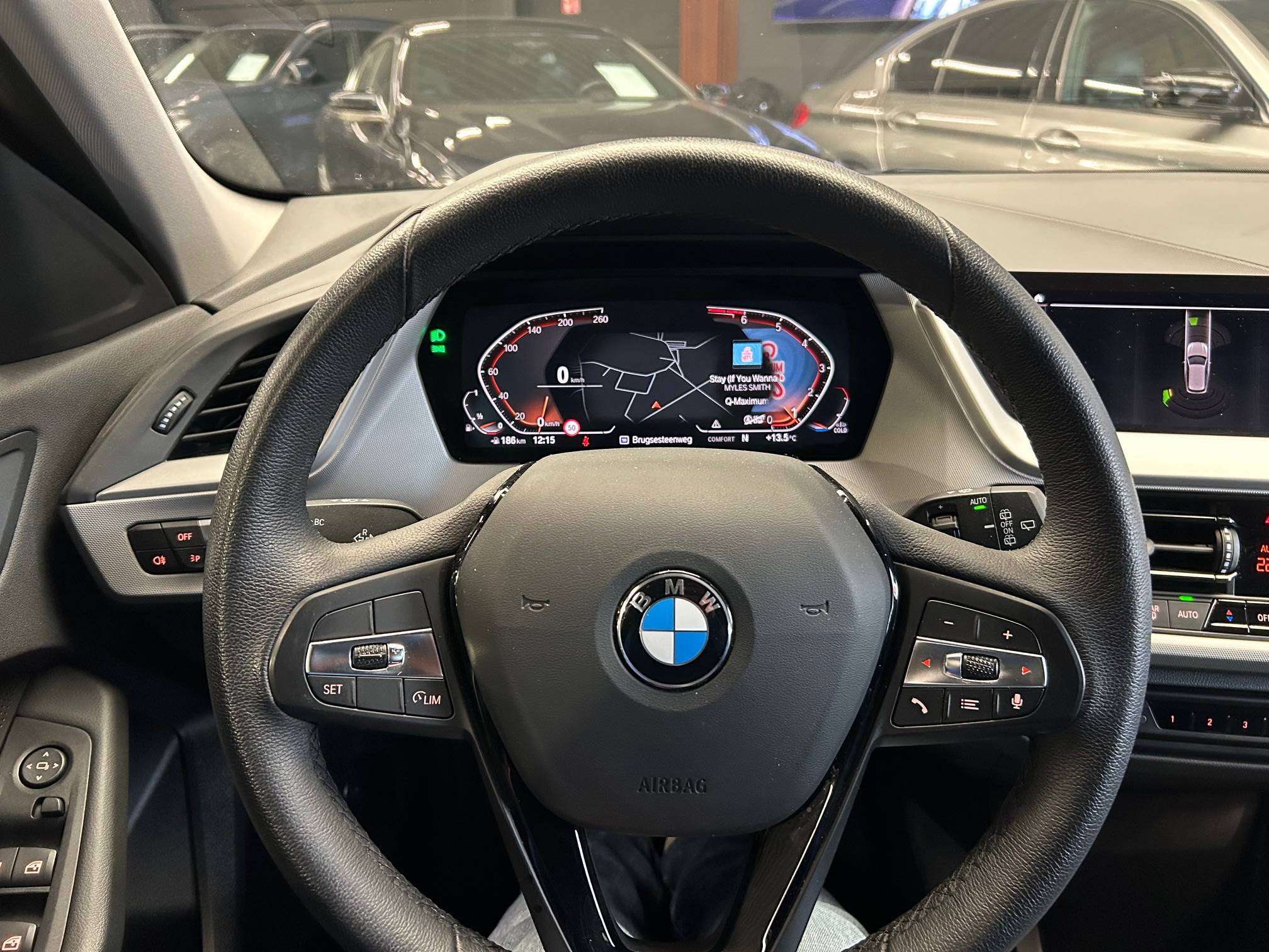 BMW 116 i Alu16"/Led/Gps/Dab/Pdc/Carplay *1j garantie*
