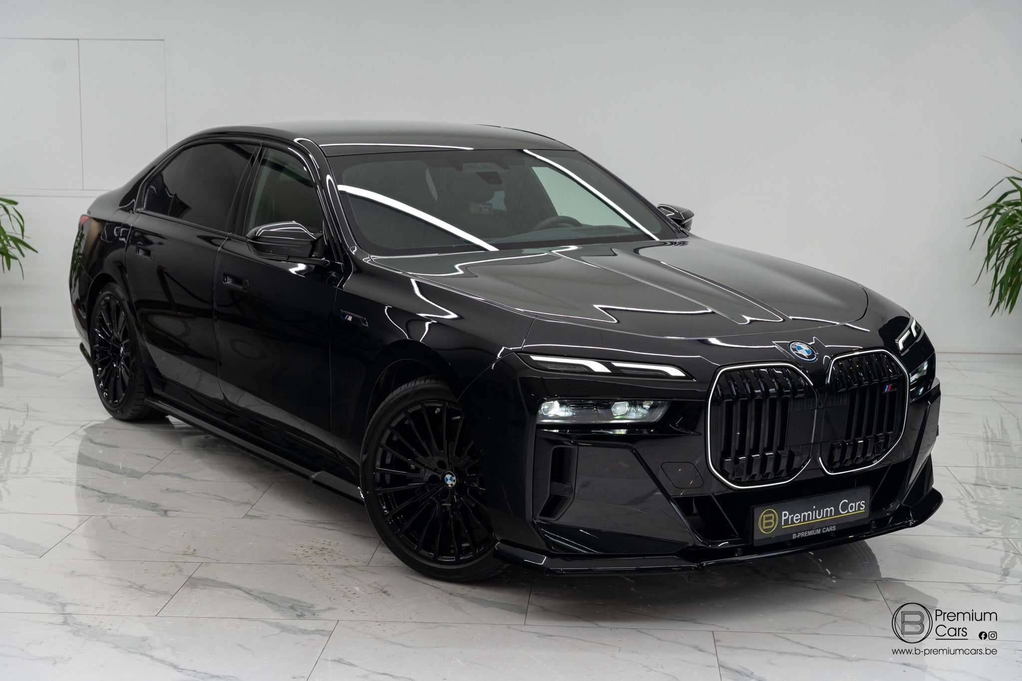BMW 760 e M xDrive Individual! Bodykit! FULL OPTIONS