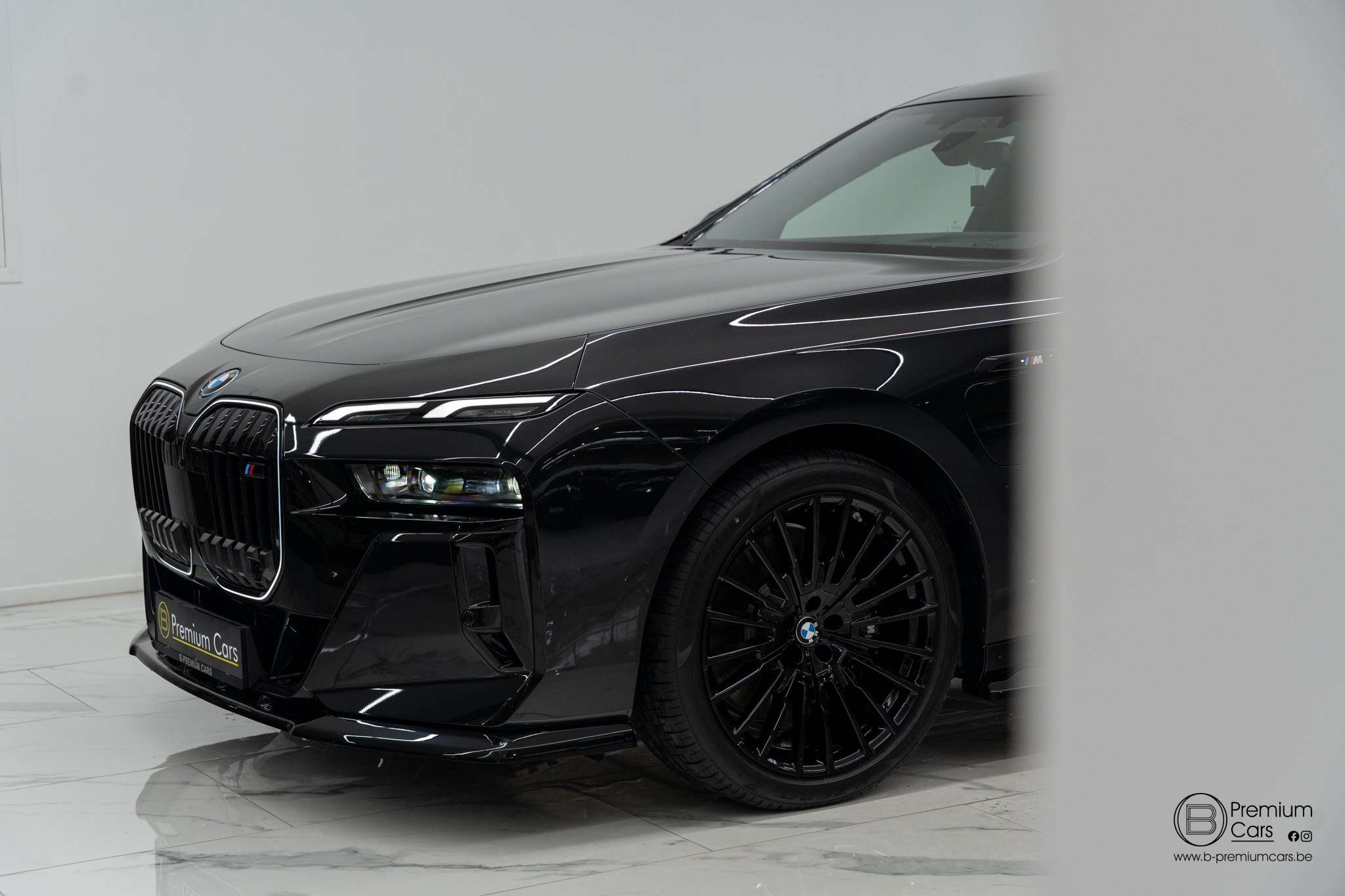 BMW 760 e M xDrive Individual! Bodykit! FULL OPTIONS