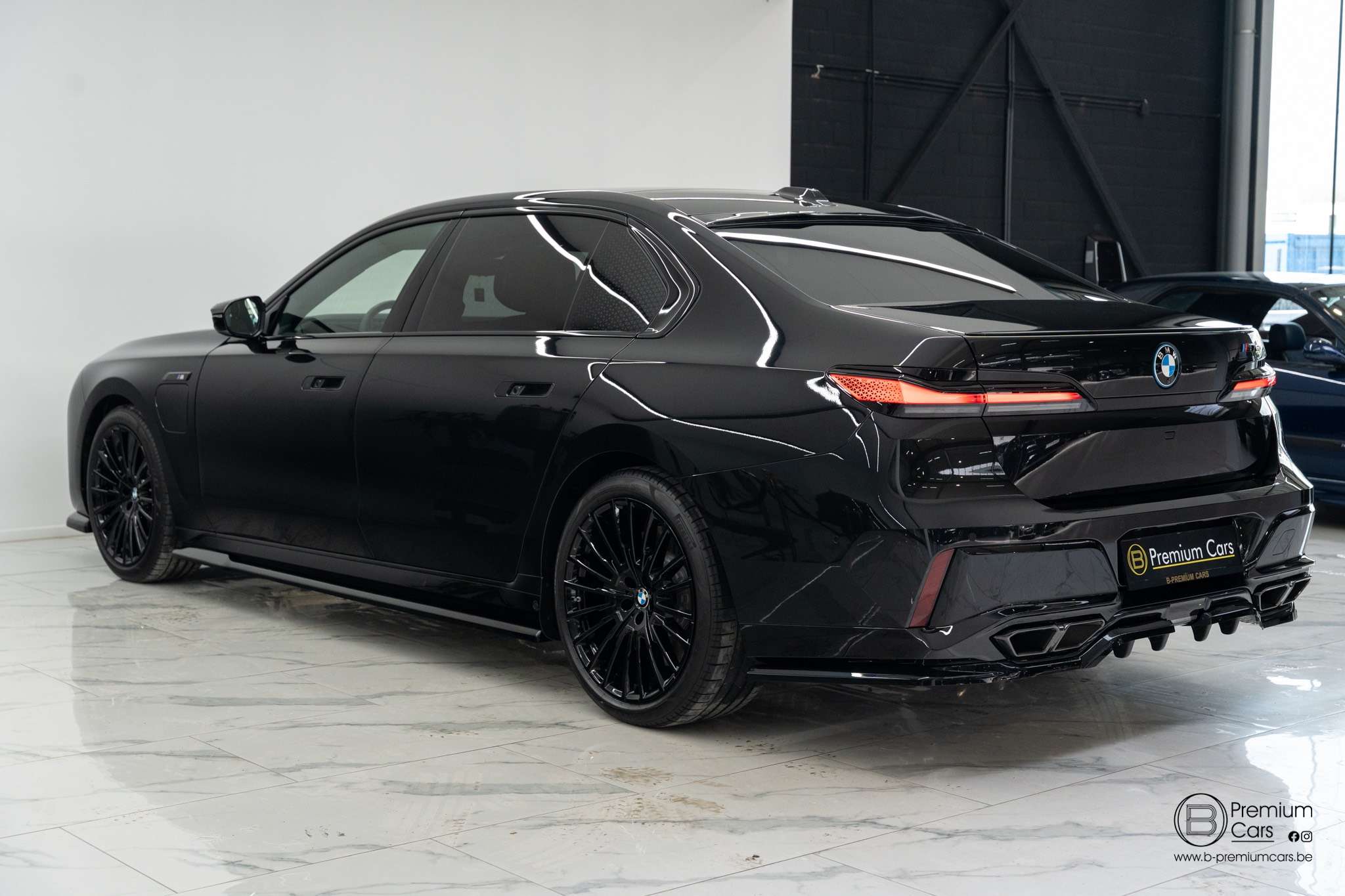 BMW 760 e M xDrive Individual! Bodykit! FULL OPTIONS