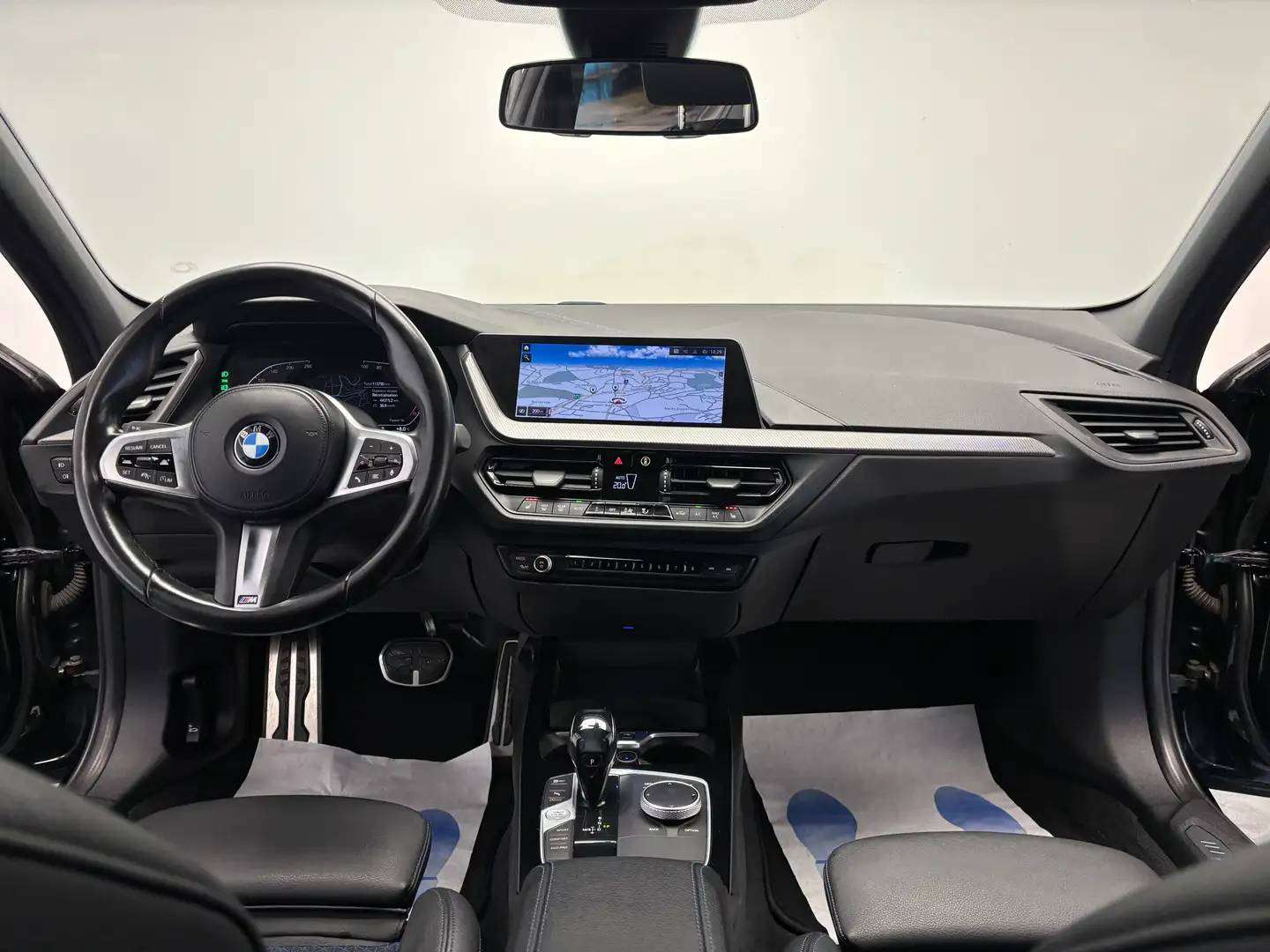 BMW 118 iA *PACK M*CARPLAY*SIEGE CHAUFF*CAMERA*LED*GARANTIE*