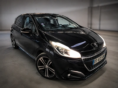 Peugeot 208 (2) 1.2 PURETECH 110 S&S GT LINE 5P