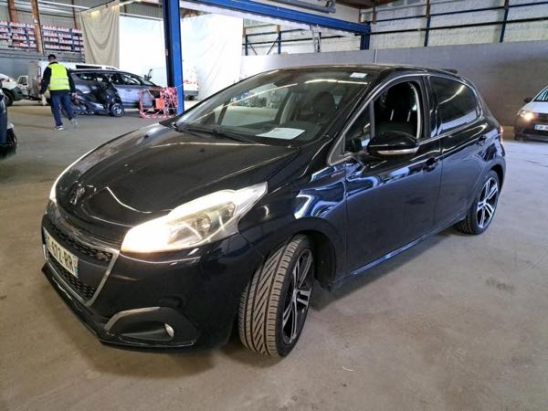 Peugeot 208 (2) 1.2 PURETECH 110 S&amp;S GT LINE 5P