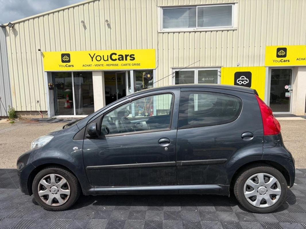Peugeot 107 1.4 HDI 55 ch 1ER MAIN - RIEN A PREVOIR IDEAL JEUNE PERMIS CLIMATISATION