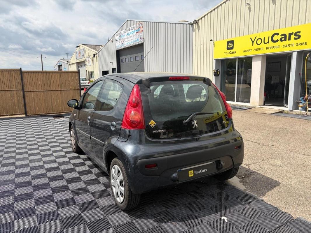 Peugeot 107 1.4 HDI 55 ch 1ER MAIN - RIEN A PREVOIR IDEAL JEUNE PERMIS CLIMATISATION