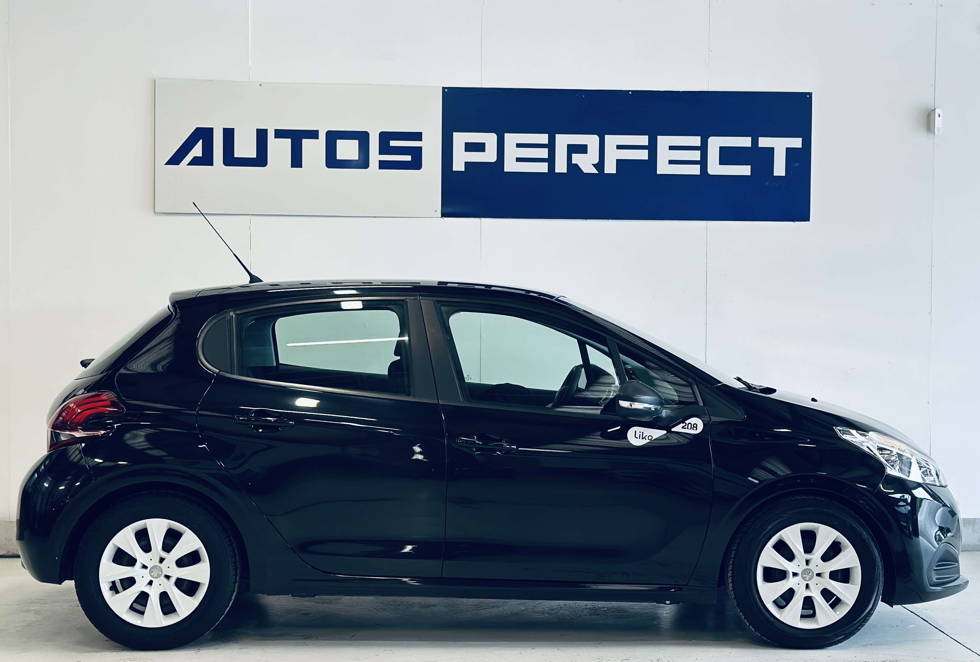 Peugeot 208 1.2i 88.120 km/CRUISE CONTROL/BLUETOOTH/GARANTIE/1ER PROPRIETAIRE/TRES PROPRE