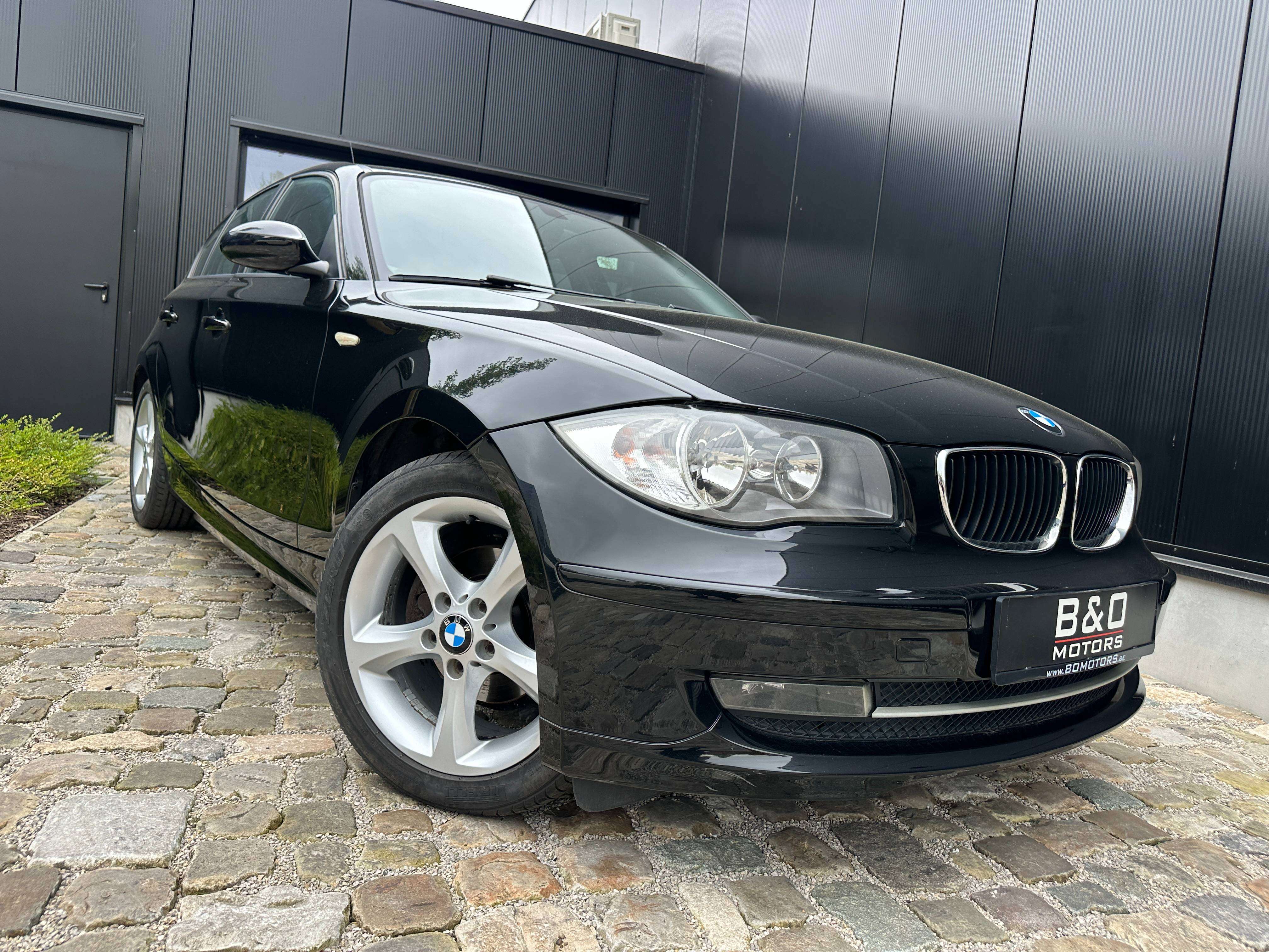 BMW 116 116i Airco,17"Alu lage km, garantie 1j,, goede opties
