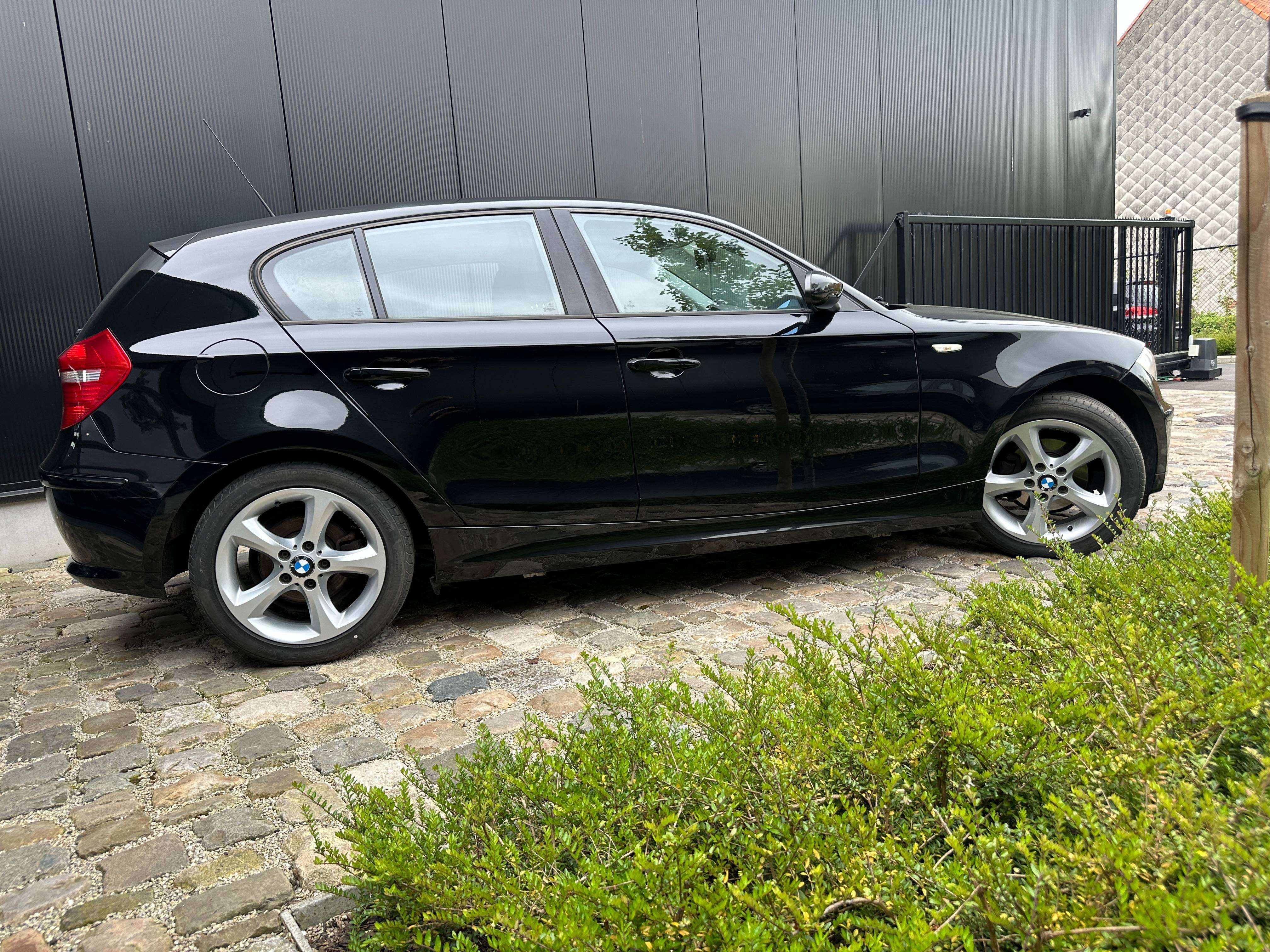 BMW 116 116i Airco,17"Alu lage km, garantie 1j,, goede opties