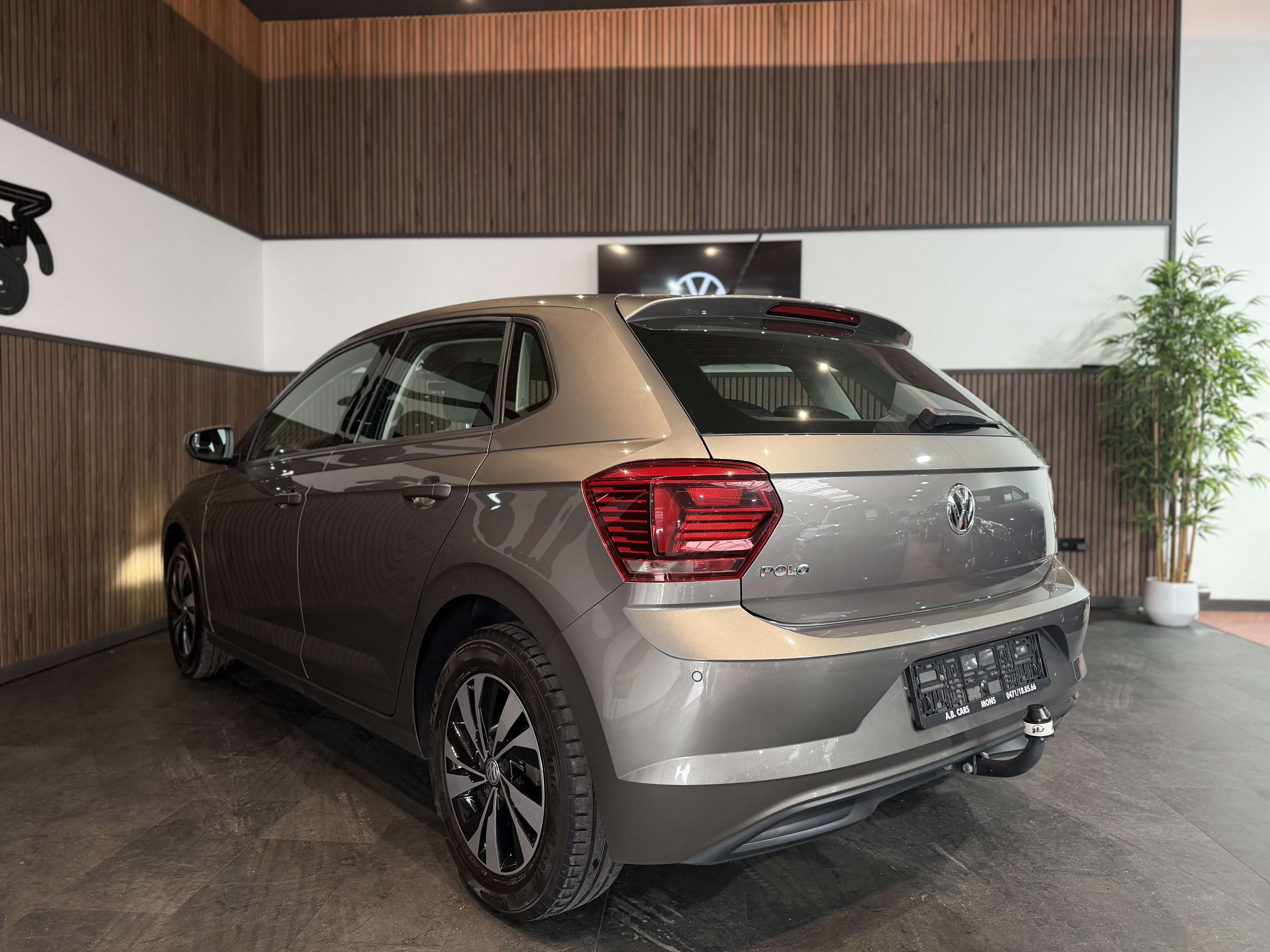 Volkswagen Polo 1.0i - GARANTIE 12MOIS - 1ERPRO -