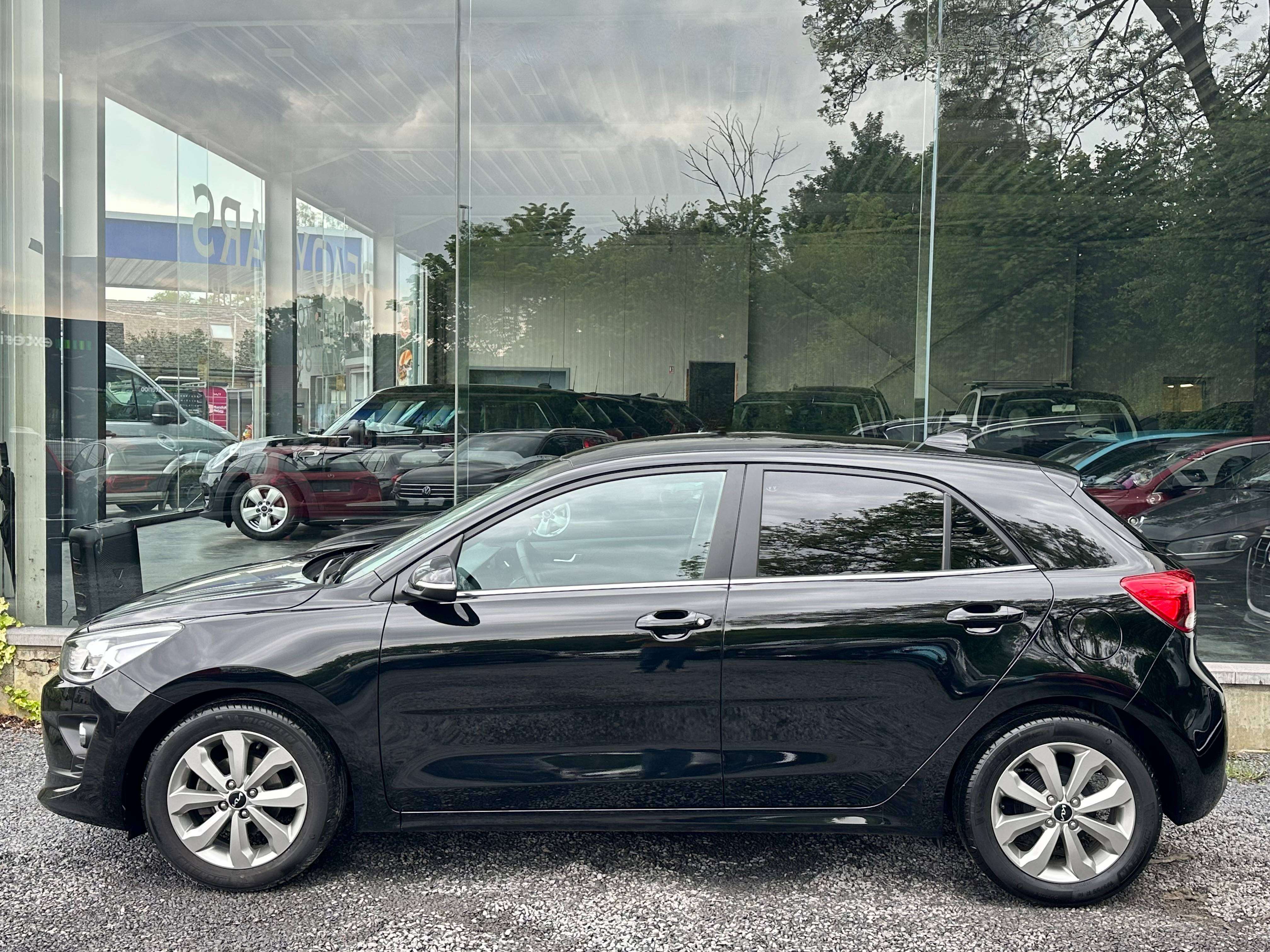 Kia Rio Rio*1ER MAIN*CAMERA*CARPLAY*GARANTIE KIA 2031*