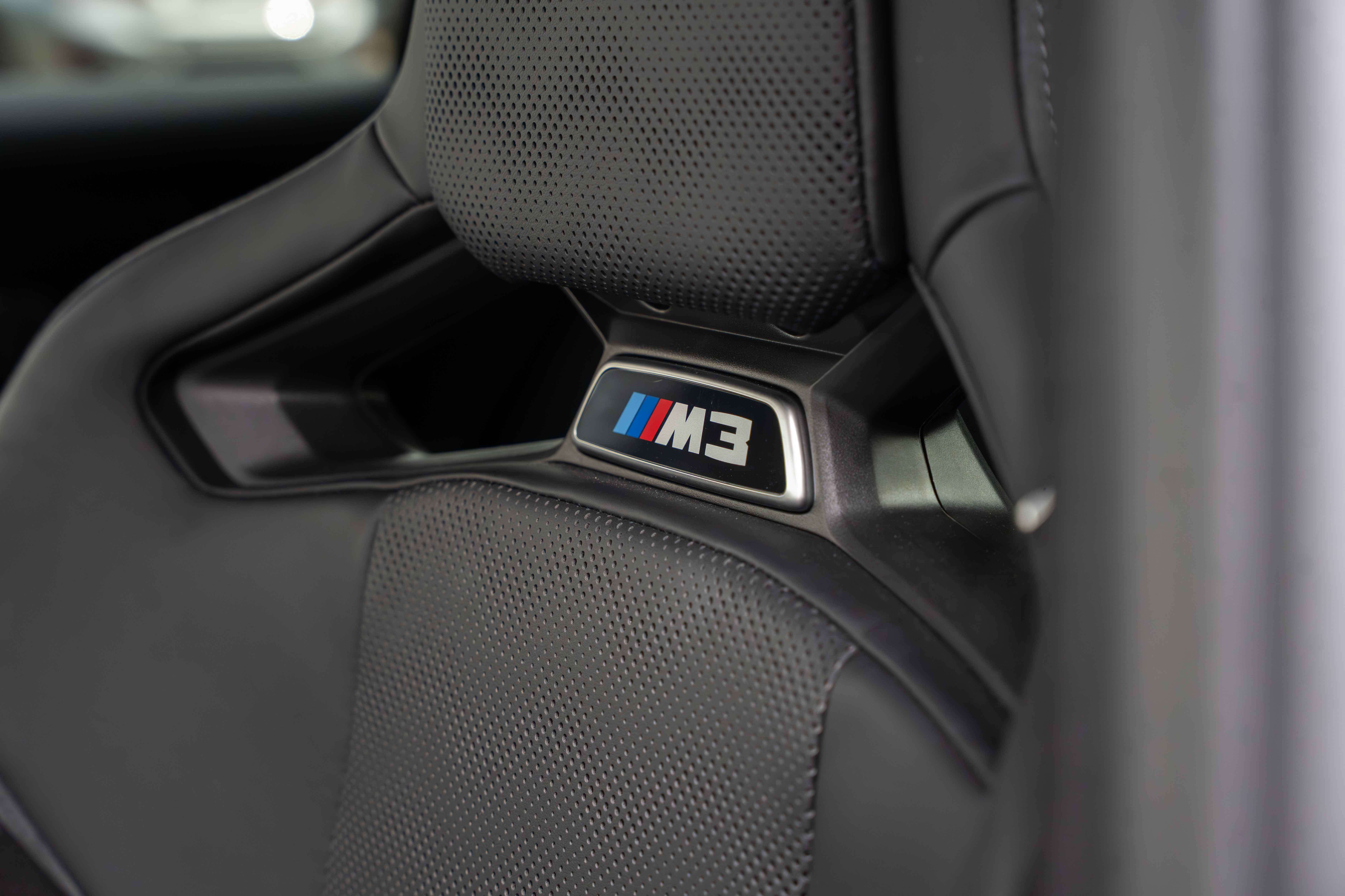 BMW M3 Competition Touring xDrive LED/BUCKET/CERAMIC/H&K/HUD/360°/RACETRACK