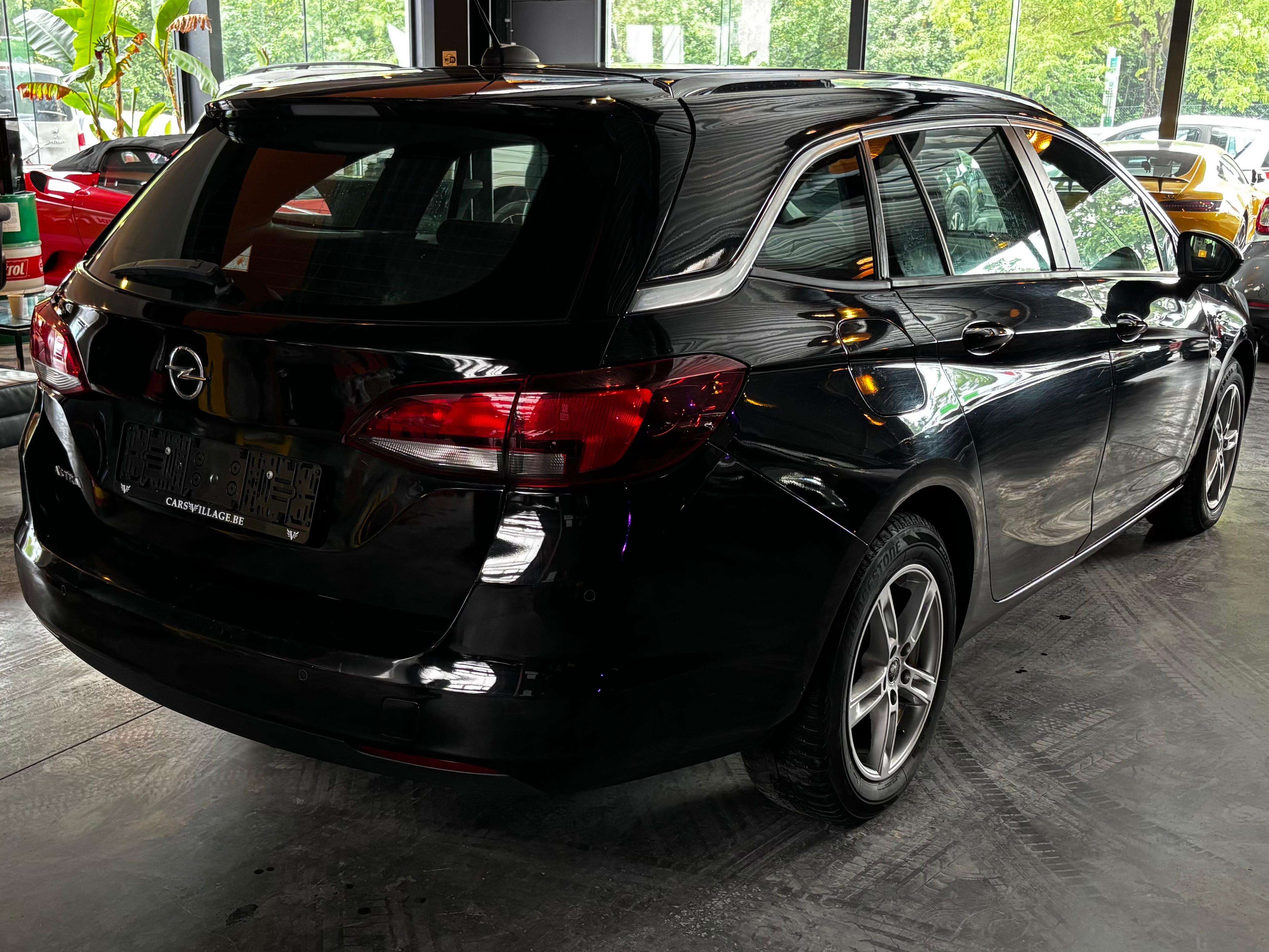 Opel Astra ✅12 MOIS DE GARANTIE✅Astra Sports Tourer 1.2 Turbo Ultimate S/S✅