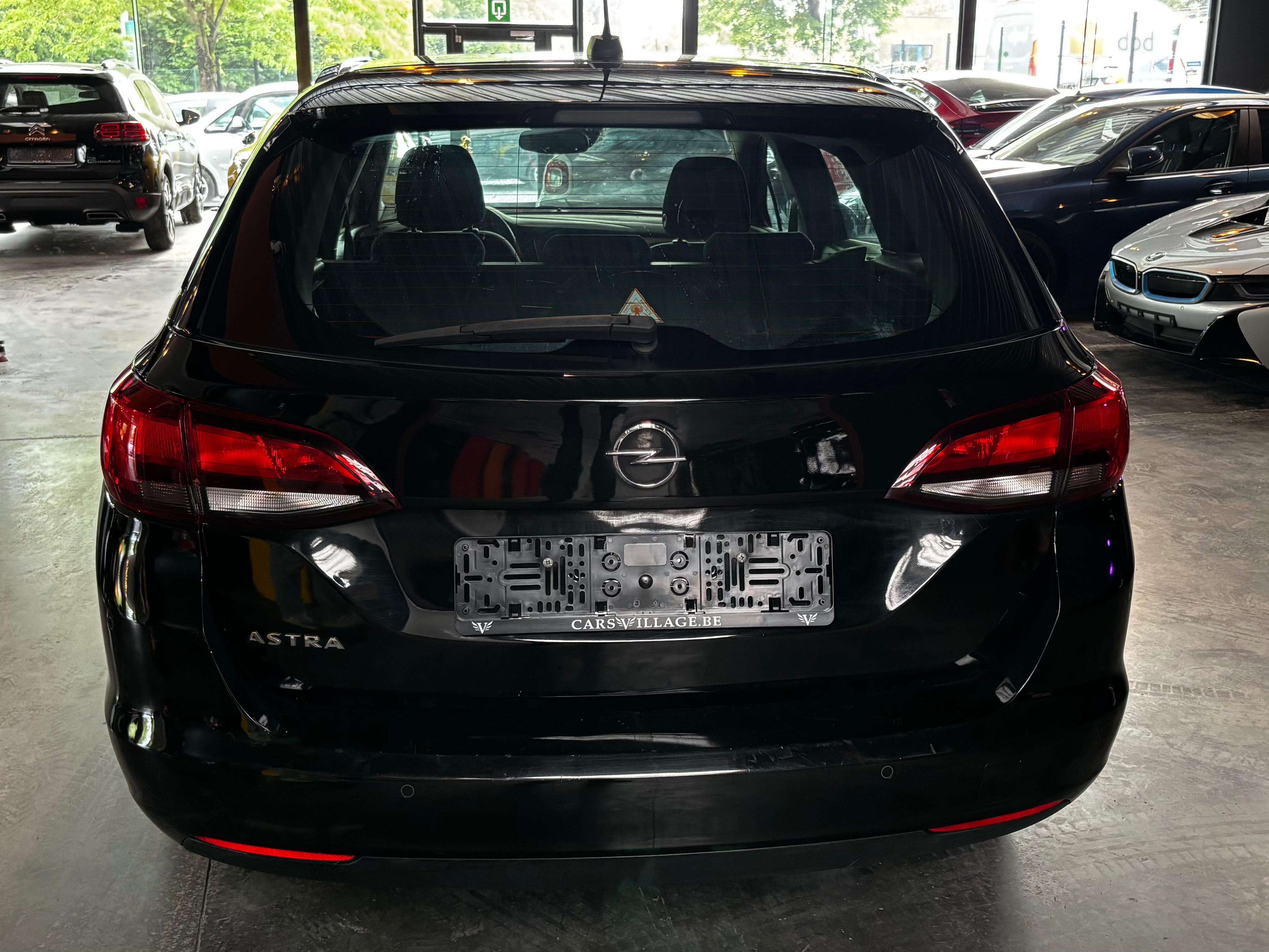 Opel Astra ✅12 MOIS DE GARANTIE✅Astra Sports Tourer 1.2 Turbo Ultimate S/S✅