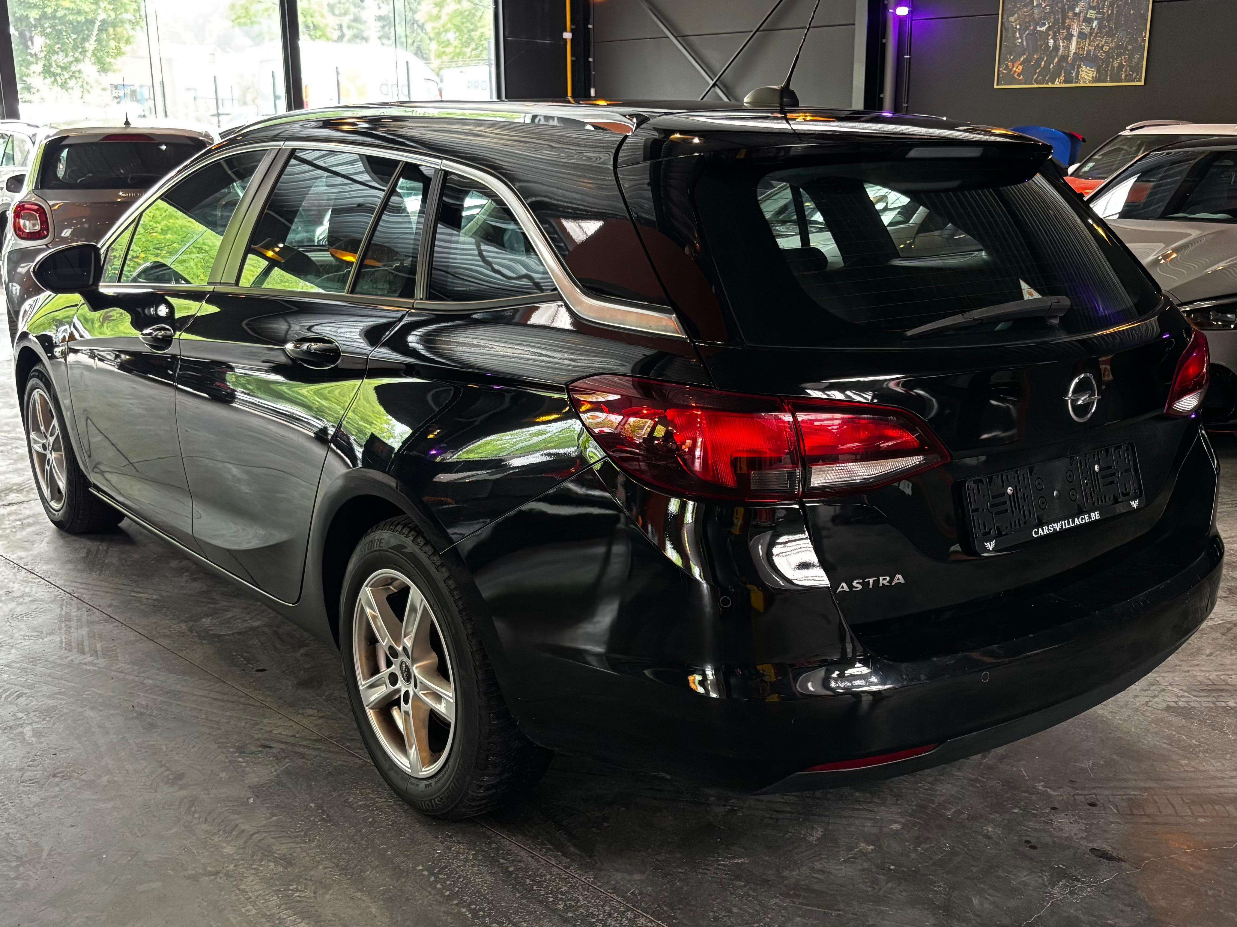 Opel Astra ✅12 MOIS DE GARANTIE✅Astra Sports Tourer 1.2 Turbo Ultimate S/S✅