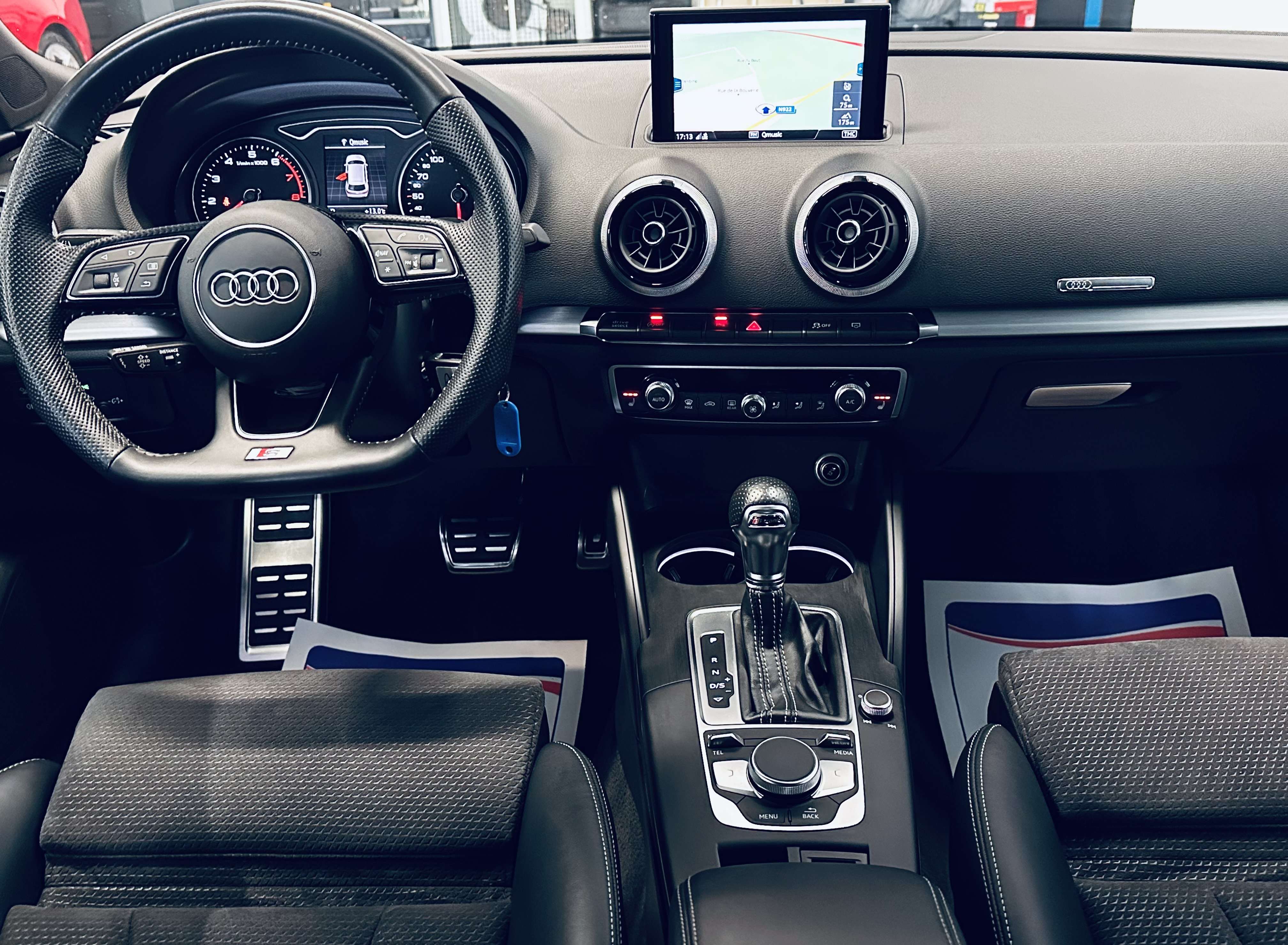Audi A3 Sportback 30 TFSI S tronic B AUTO PHARE LED CRUISE ADAPTATIF OPTIONS D ASSISTANCE A LA CONDUITE AT REMORQUE TRES PROPRE