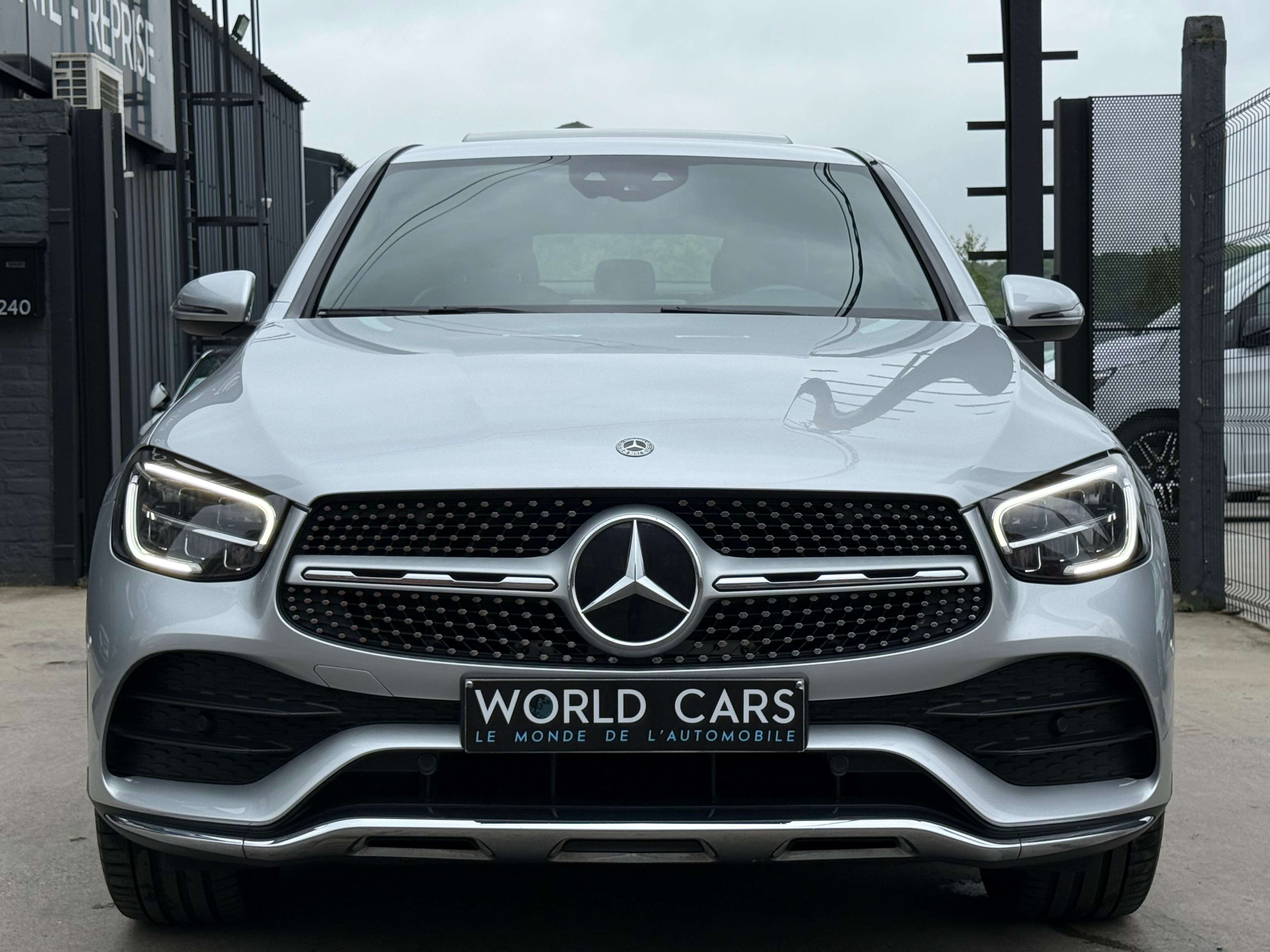 Mercedes-Benz GLC 200 d Coupé PACK AMG - TOIT OUVRANT - NAVI - CAMERA - PARK ASSIST - DRIVE SELECT - FULL OPTION