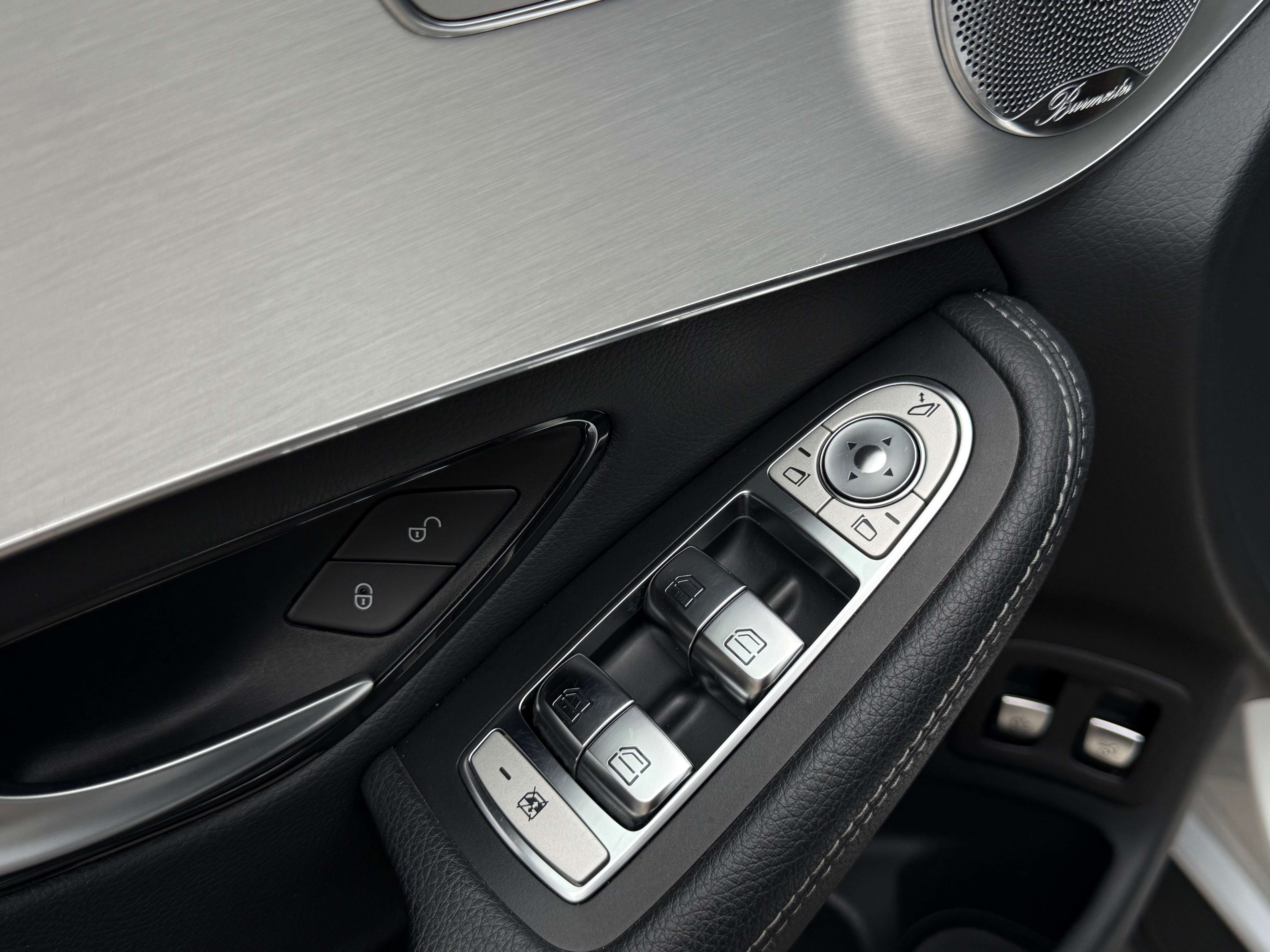 Mercedes-Benz GLC 200 d Coupé PACK AMG - TOIT OUVRANT - NAVI - CAMERA - PARK ASSIST - DRIVE SELECT - FULL OPTION