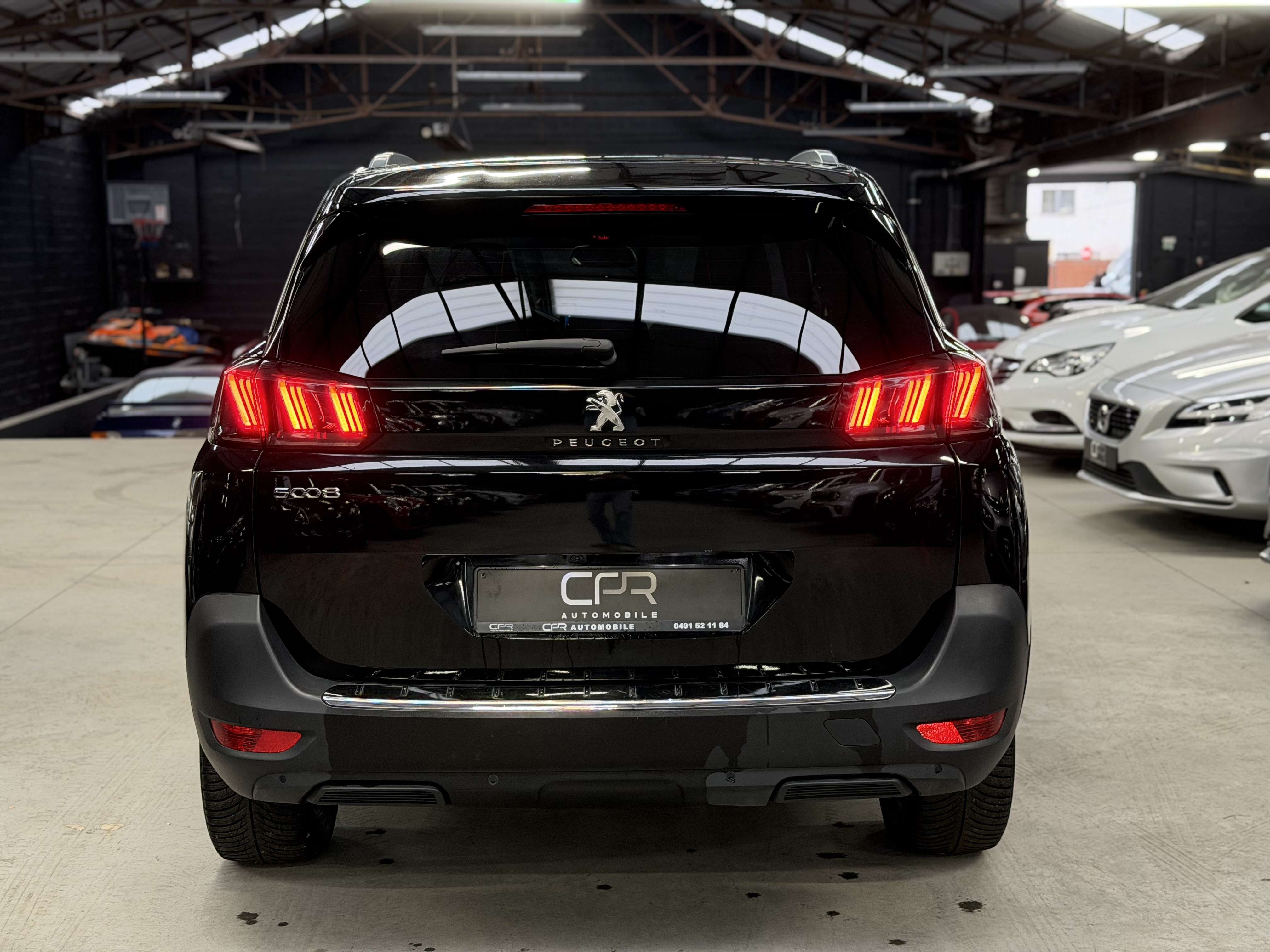 Peugeot 5008 1.2 i * TVA * 7PL * GPS * COCKPIT * CAMERA * CLIM