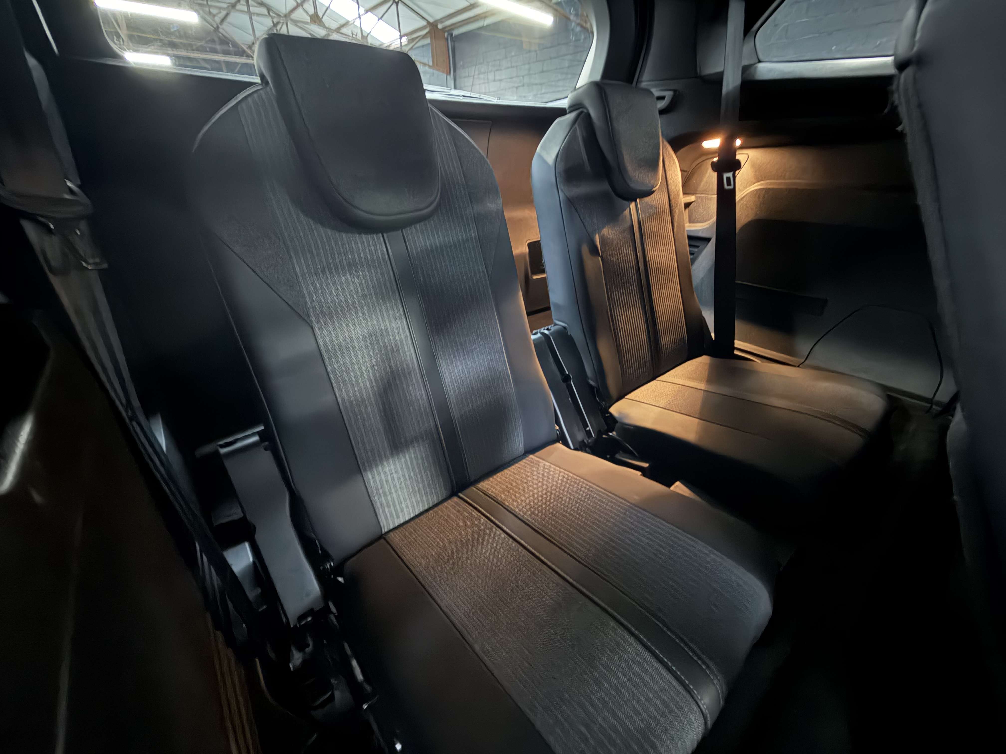 Peugeot 5008 1.2 i * TVA * 7PL * GPS * COCKPIT * CAMERA * CLIM