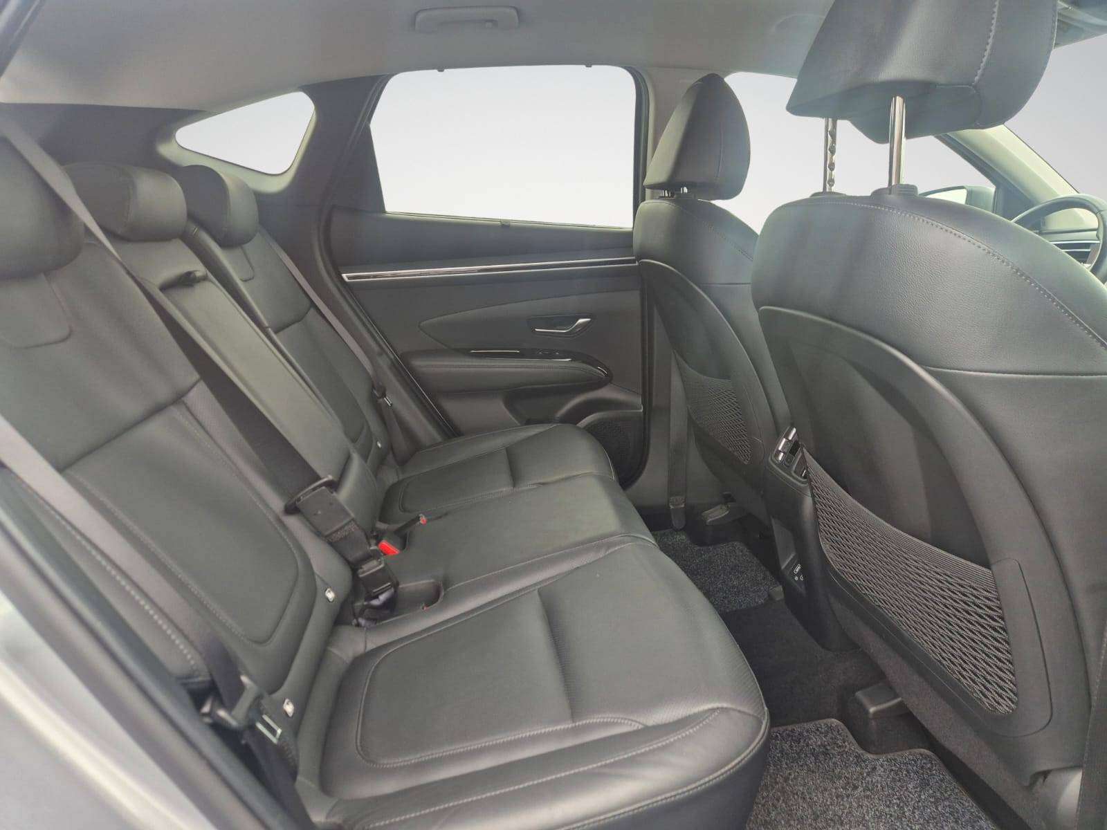 Hyundai TUCSON 1.6 CRDi MHEV Shine DCT / Carplay / Camera 360° / Navigation / Garantie 12 Mois