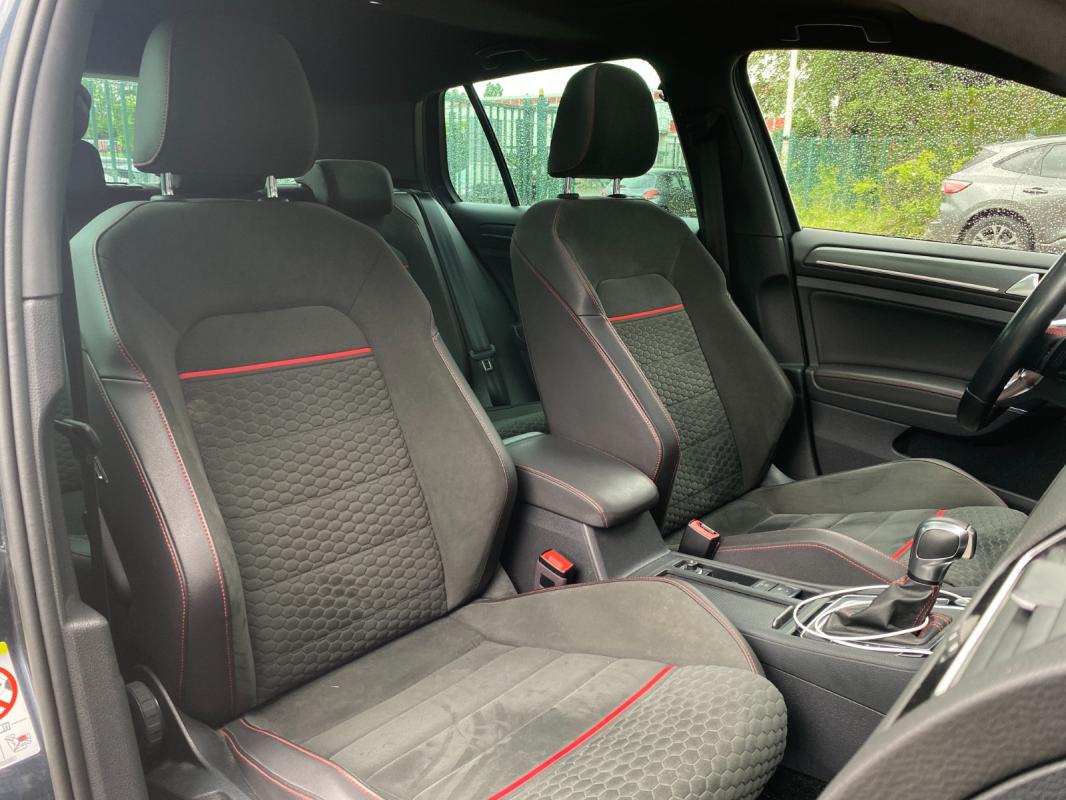 Volkswagen Golf 2.0 TSI 245 DSG7 GTI Performance - 2019 66 000 km Garantie