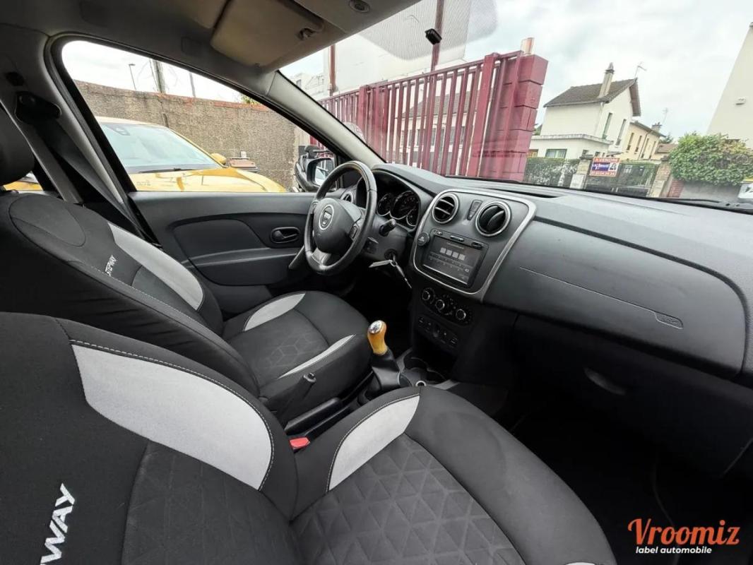 Dacia Sandero STEPWAY 0.9 TCE 90 PRESTIGE