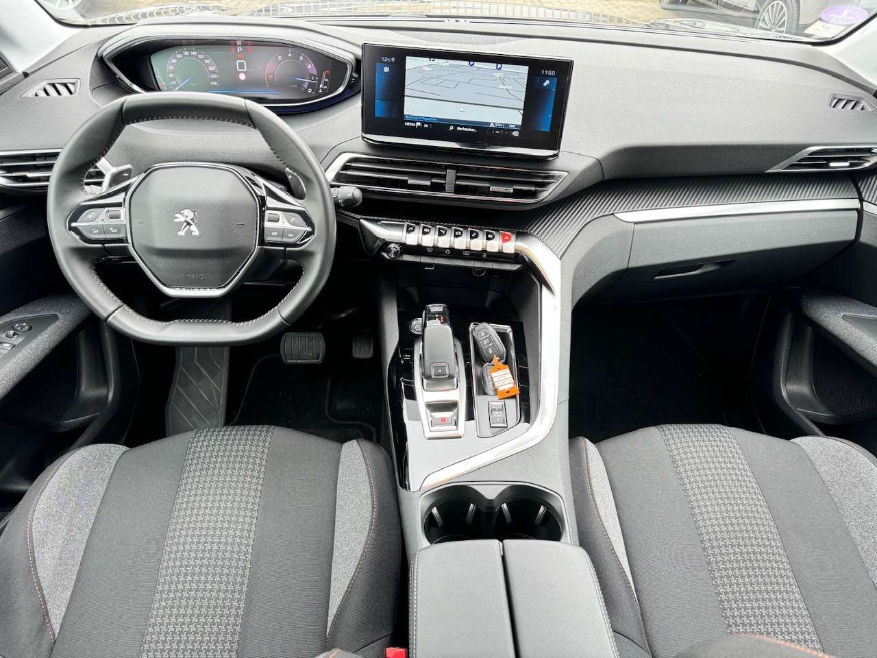 Peugeot 3008 1.2i Benzine - CarPlay - Camera ** 1 JAAR GARANTIE ** !!