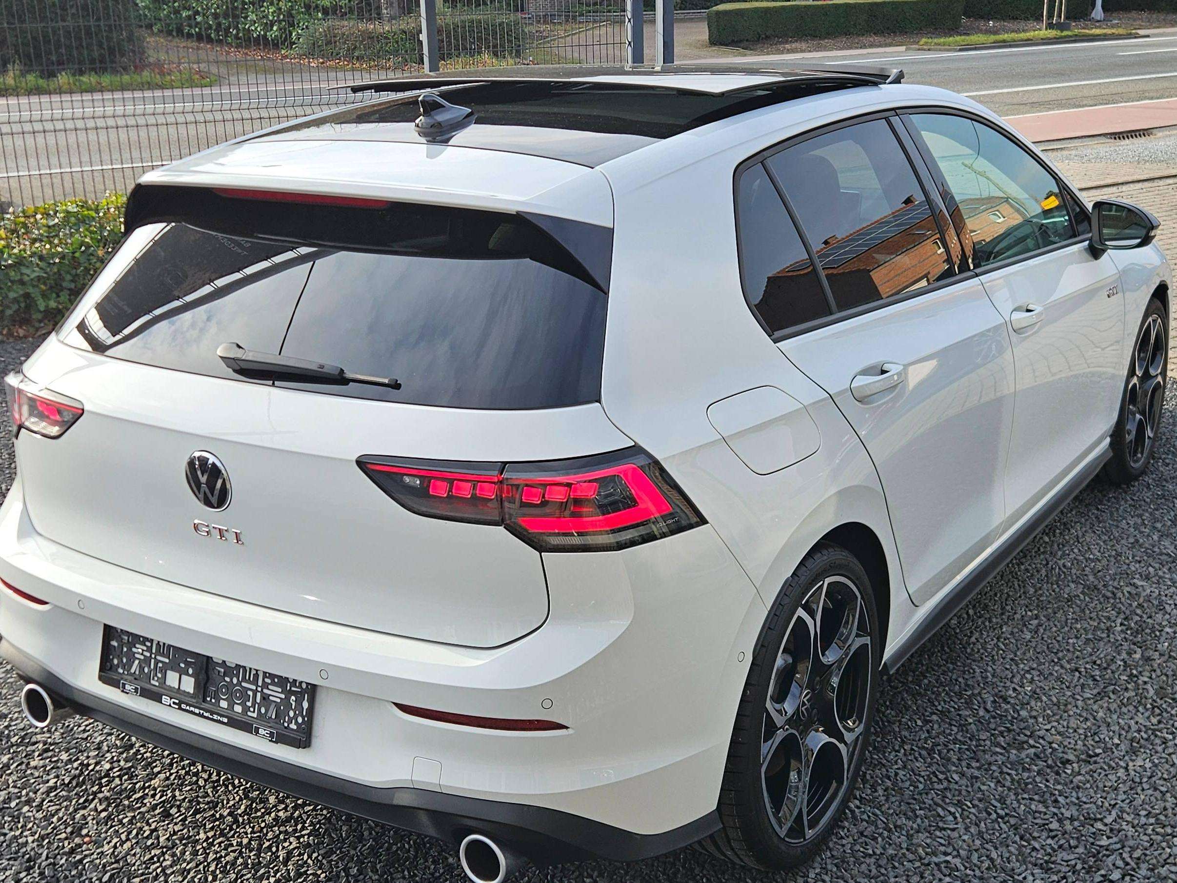 Volkswagen Golf GTI Blackstyle, Pano, DCC, 360 camera, ...