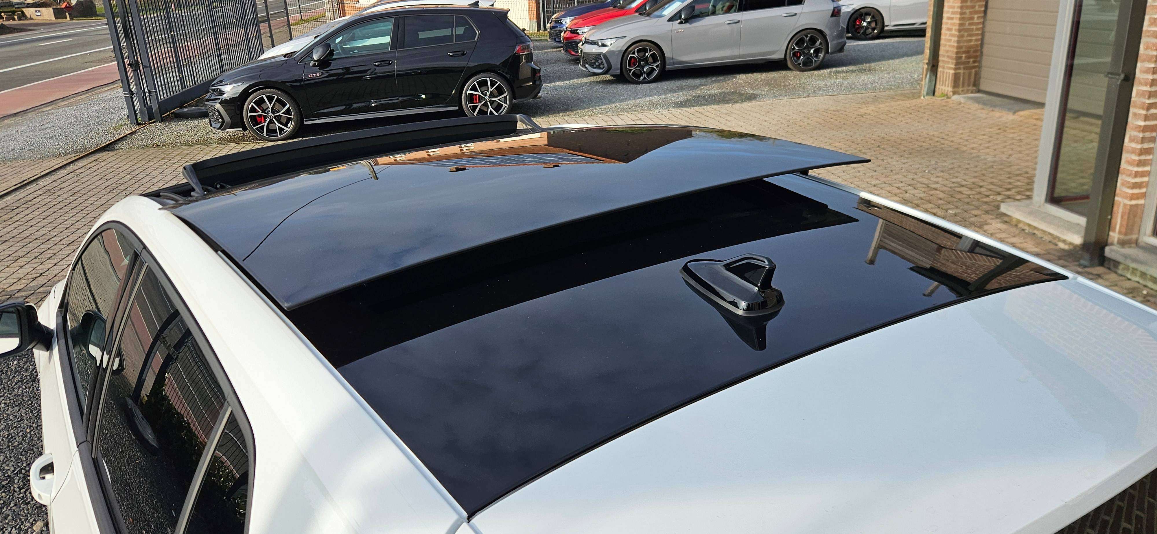 Volkswagen Golf GTI Blackstyle, Pano, DCC, 360 camera, ...