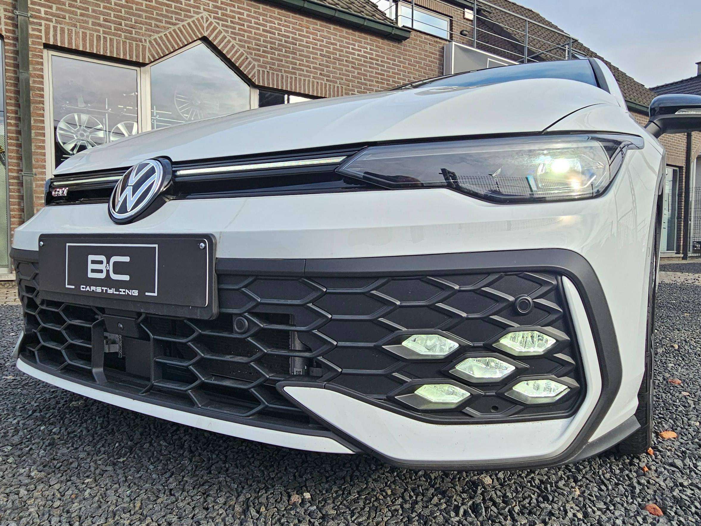 Volkswagen Golf GTI Blackstyle, Pano, DCC, 360 camera, ...