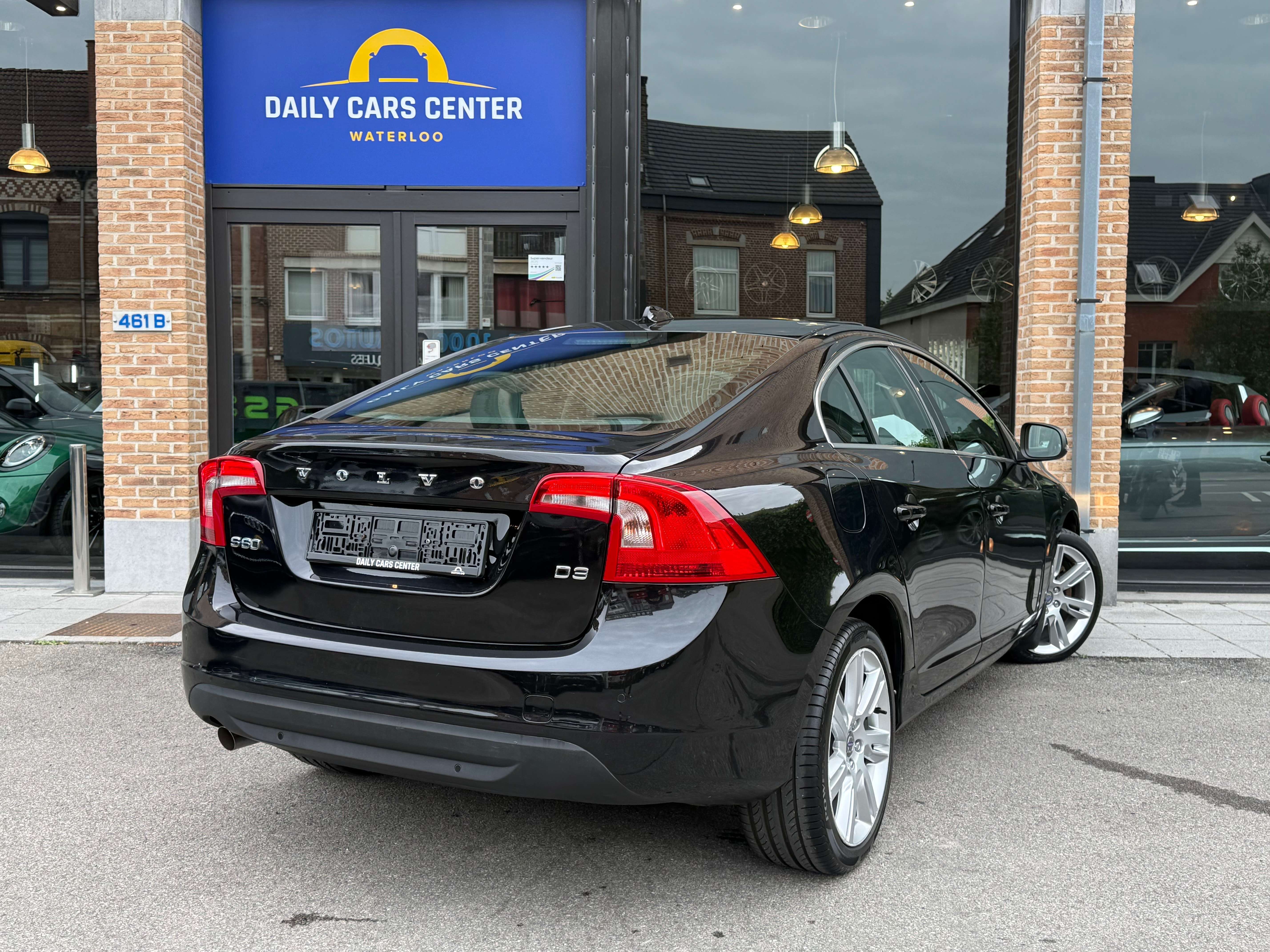Volvo S60 2.0 D3 Start/Stop Geartronic I cuir I Pano I Full carnet I 1er main I Carnet