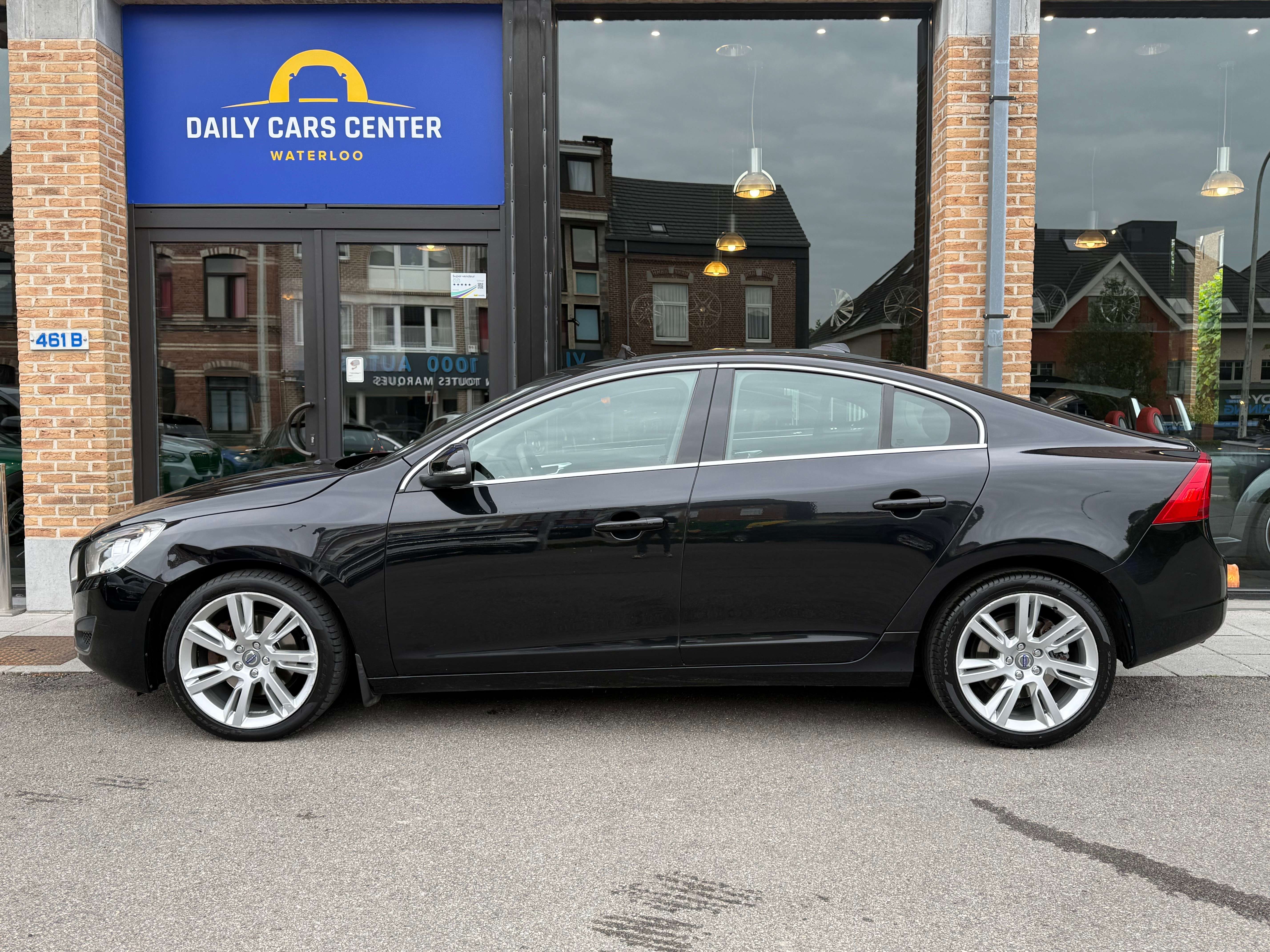 Volvo S60 2.0 D3 Start/Stop Geartronic I cuir I Pano I Full carnet I 1er main I Carnet