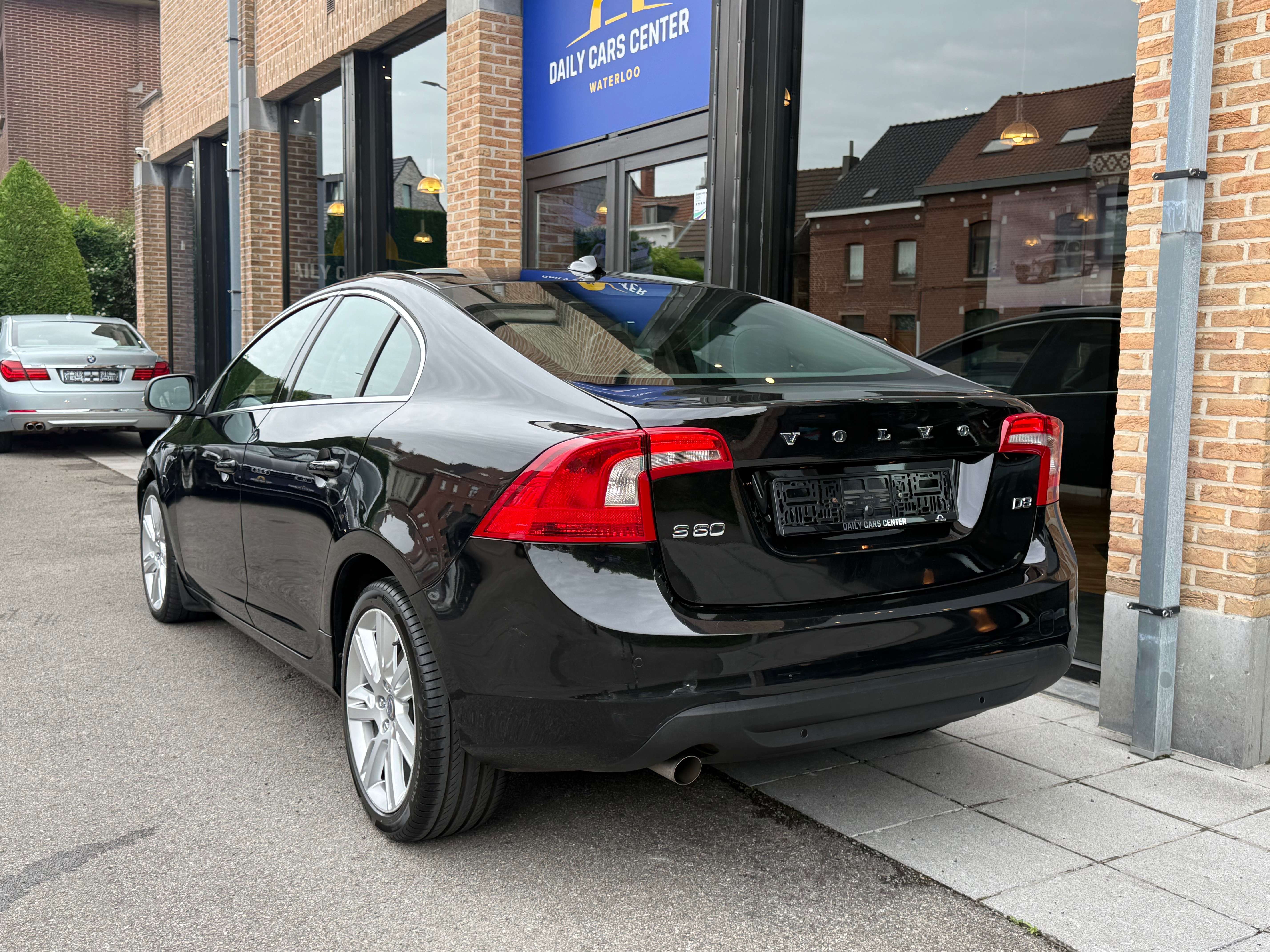 Volvo S60 2.0 D3 Start/Stop Geartronic I cuir I Pano I Full carnet I 1er main I Carnet